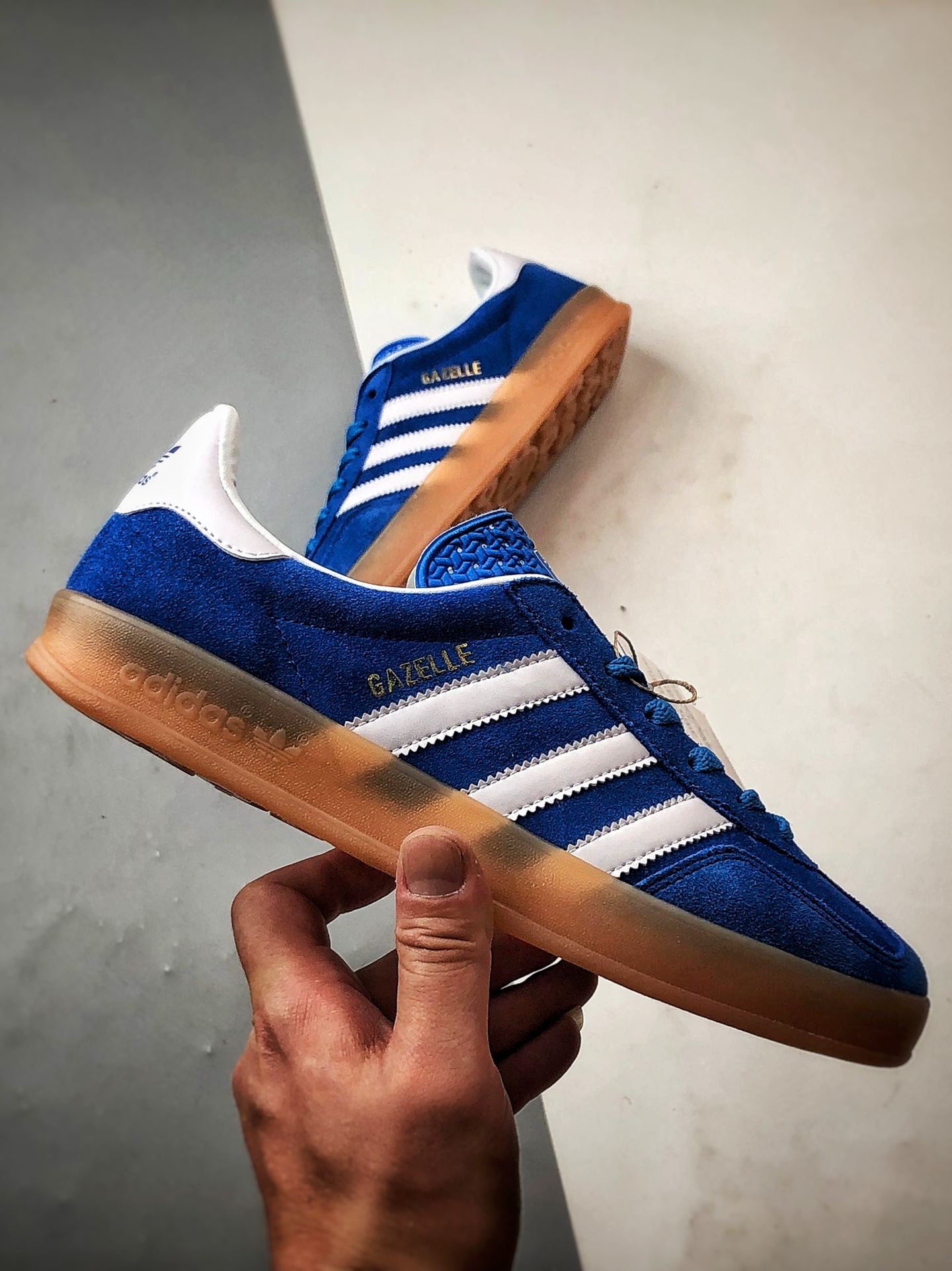 AD Originals Gazelle Indoor 蓝白 三叶草复古休闲运动板鞋 JI2061