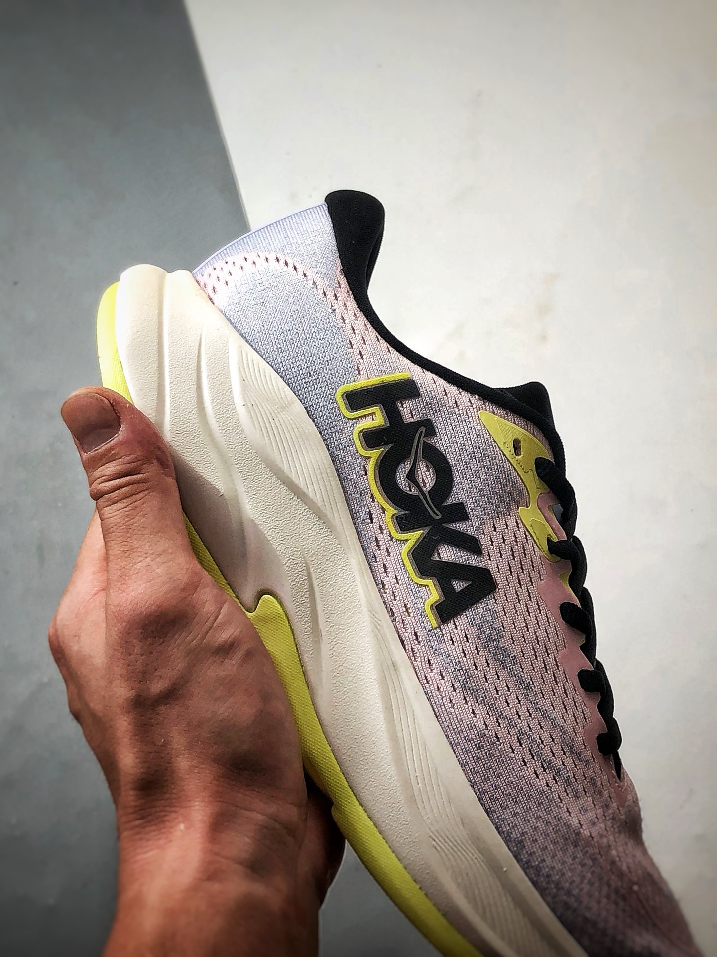 Hoka One One Rincon 4 粉黄 林康4代公路休闲跑步鞋 11551301-CTNS