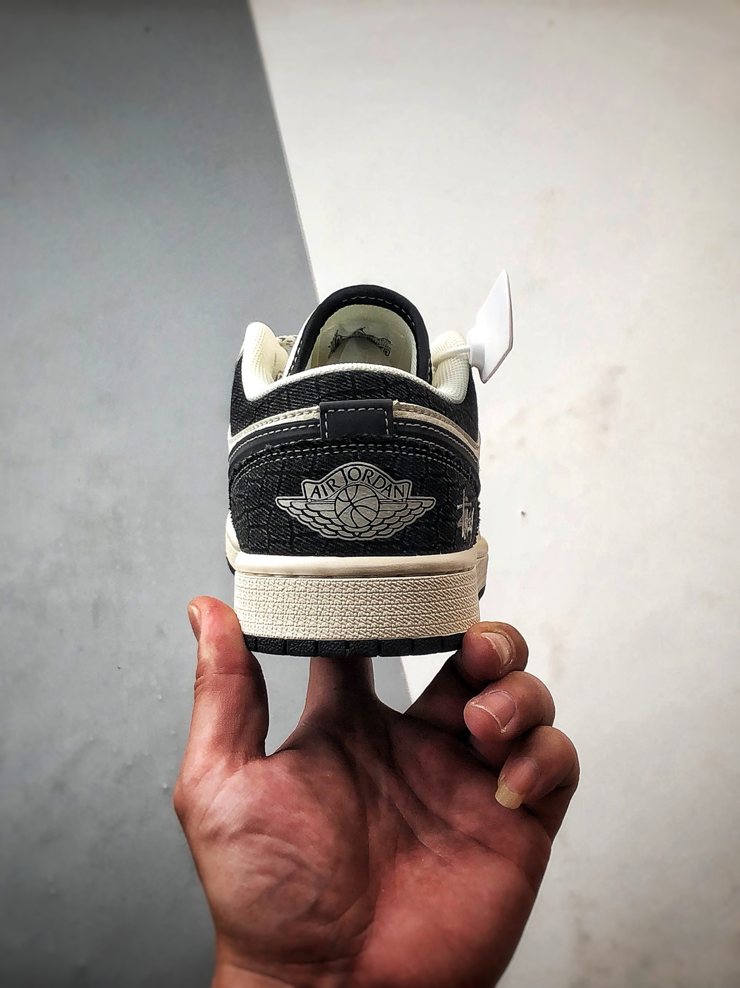 Air Jordan 1 Low ”高端定制” 斯图西牛仔米白黑 XS6086-561