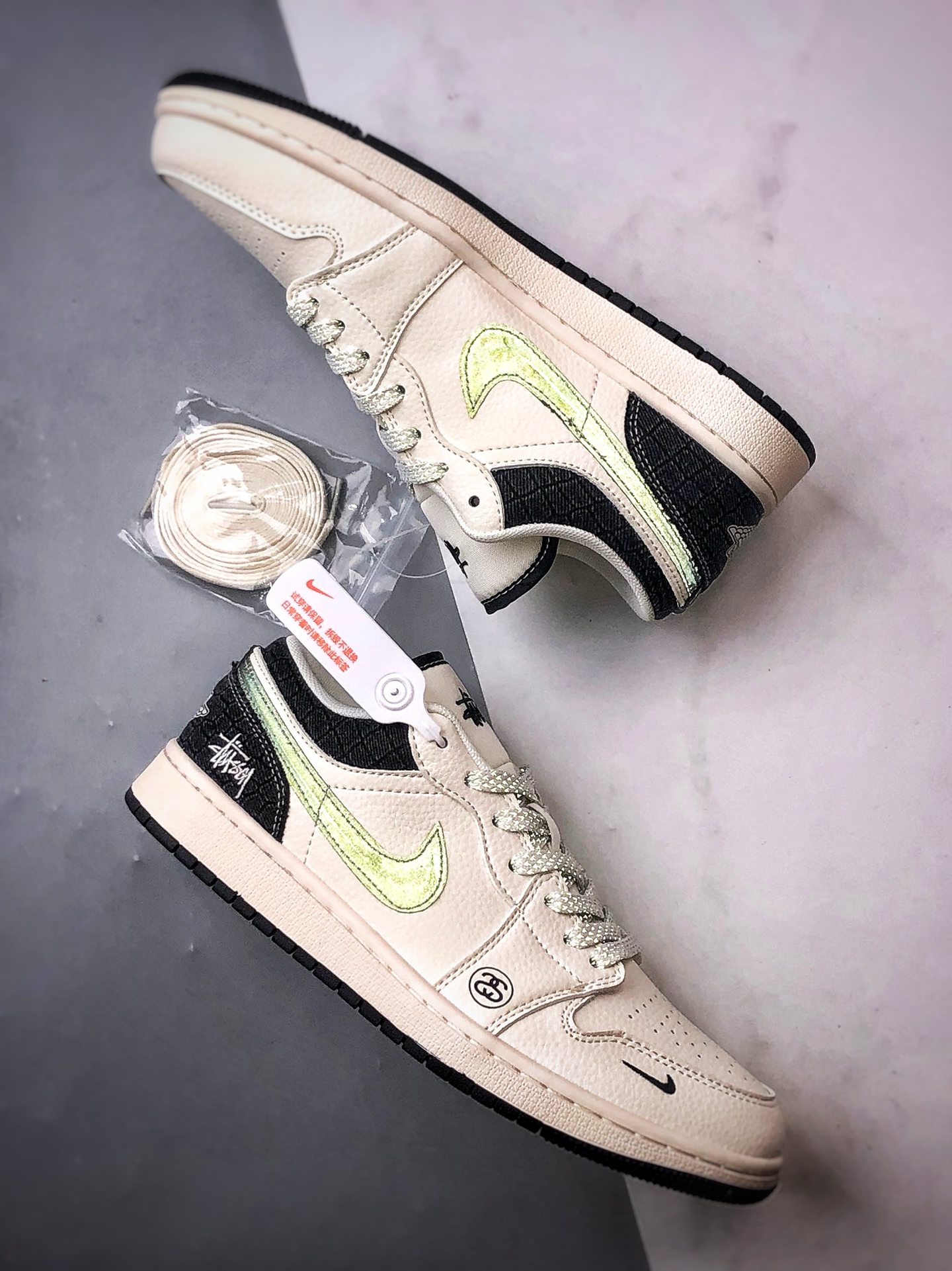 Air Jordan 1 Low ”高端定制” 斯图西牛仔米白黑 XS6086-561
