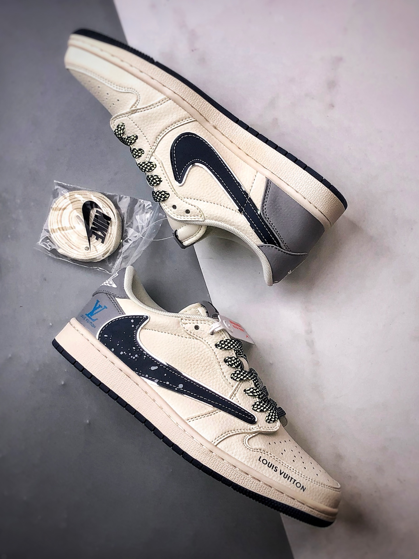 Air Jordan 1 Low ”高端定制” LV米灰深蓝雪花倒钩 ZH2598-242