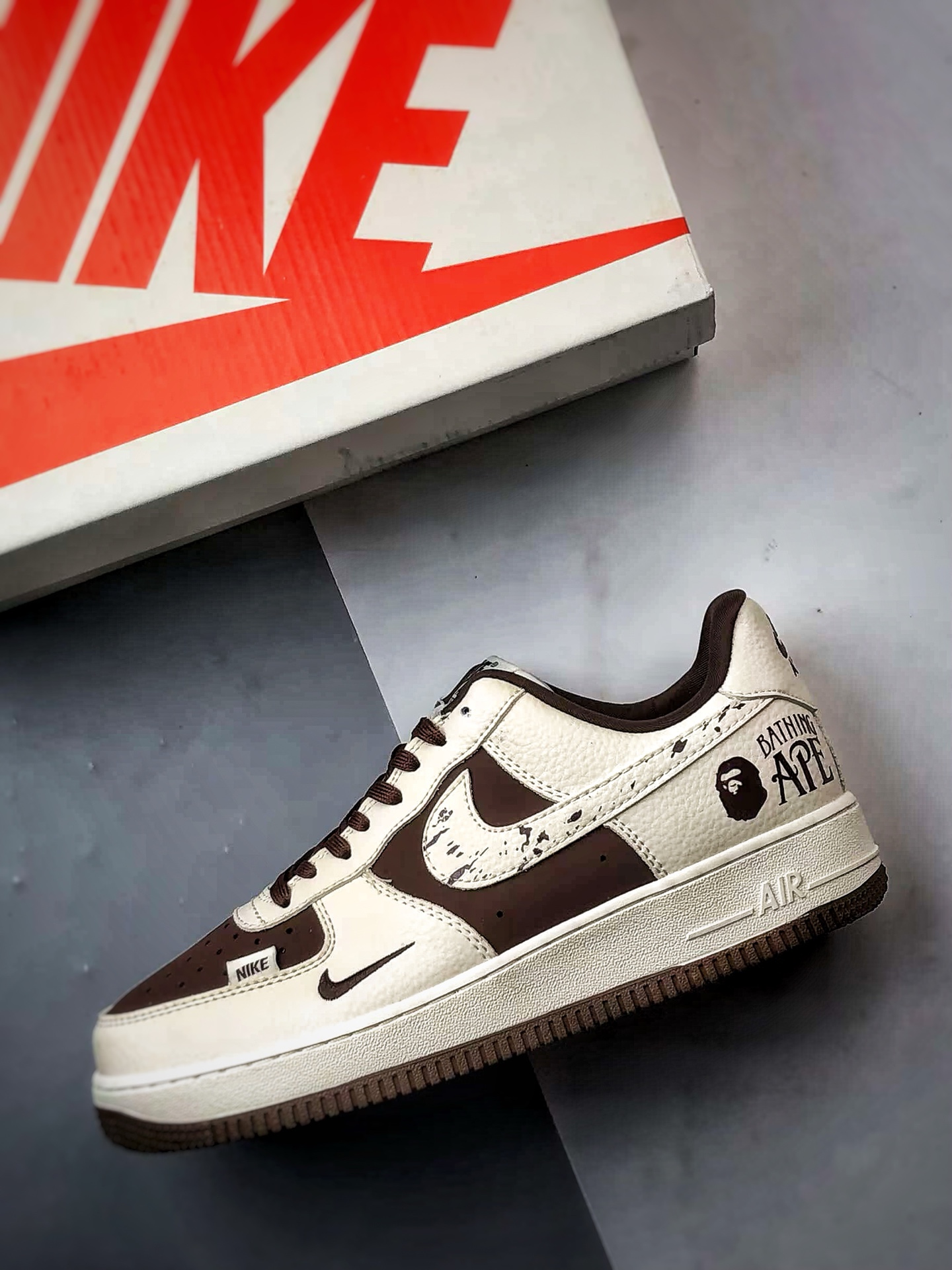 Bape x Air Force 1 Low 米白深棕 DF0188-061