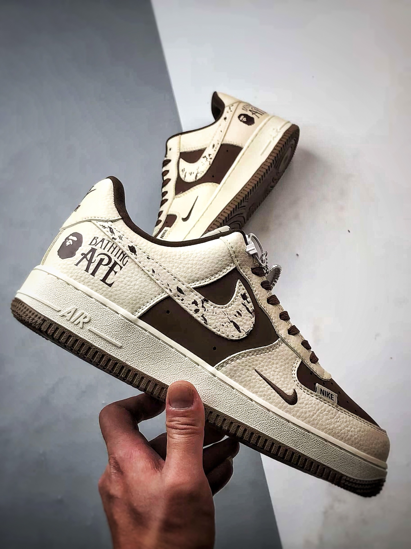 Bape x Air Force 1 Low 米白深棕 DF0188-061