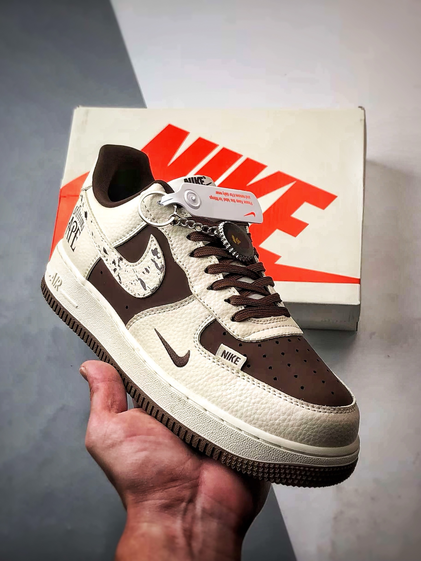 Bape x Air Force 1 Low 米白深棕 DF0188-061