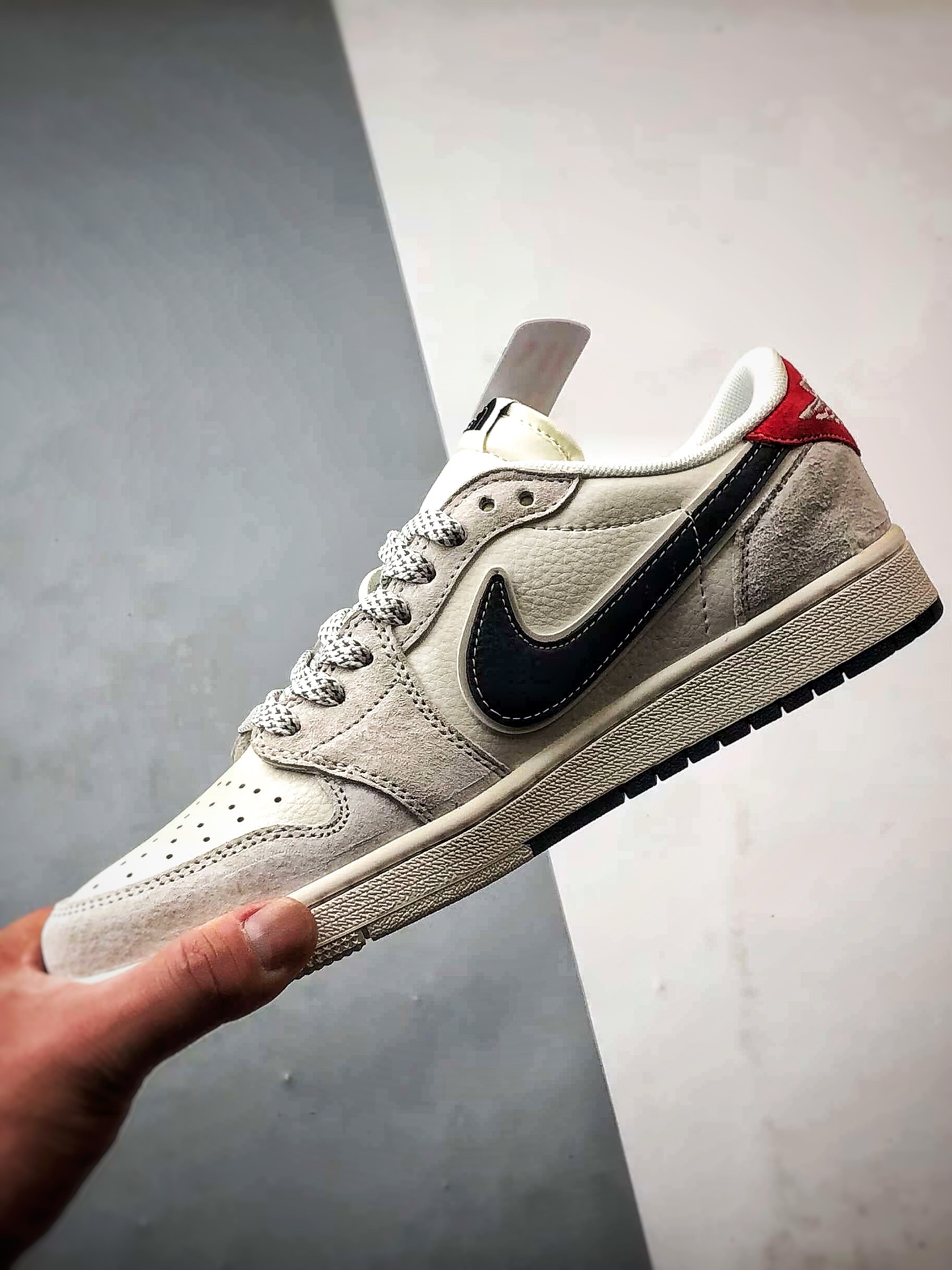 Air Jordan 1 Low ”高端定制” 北面米灰黑倒钩 YX5066-308