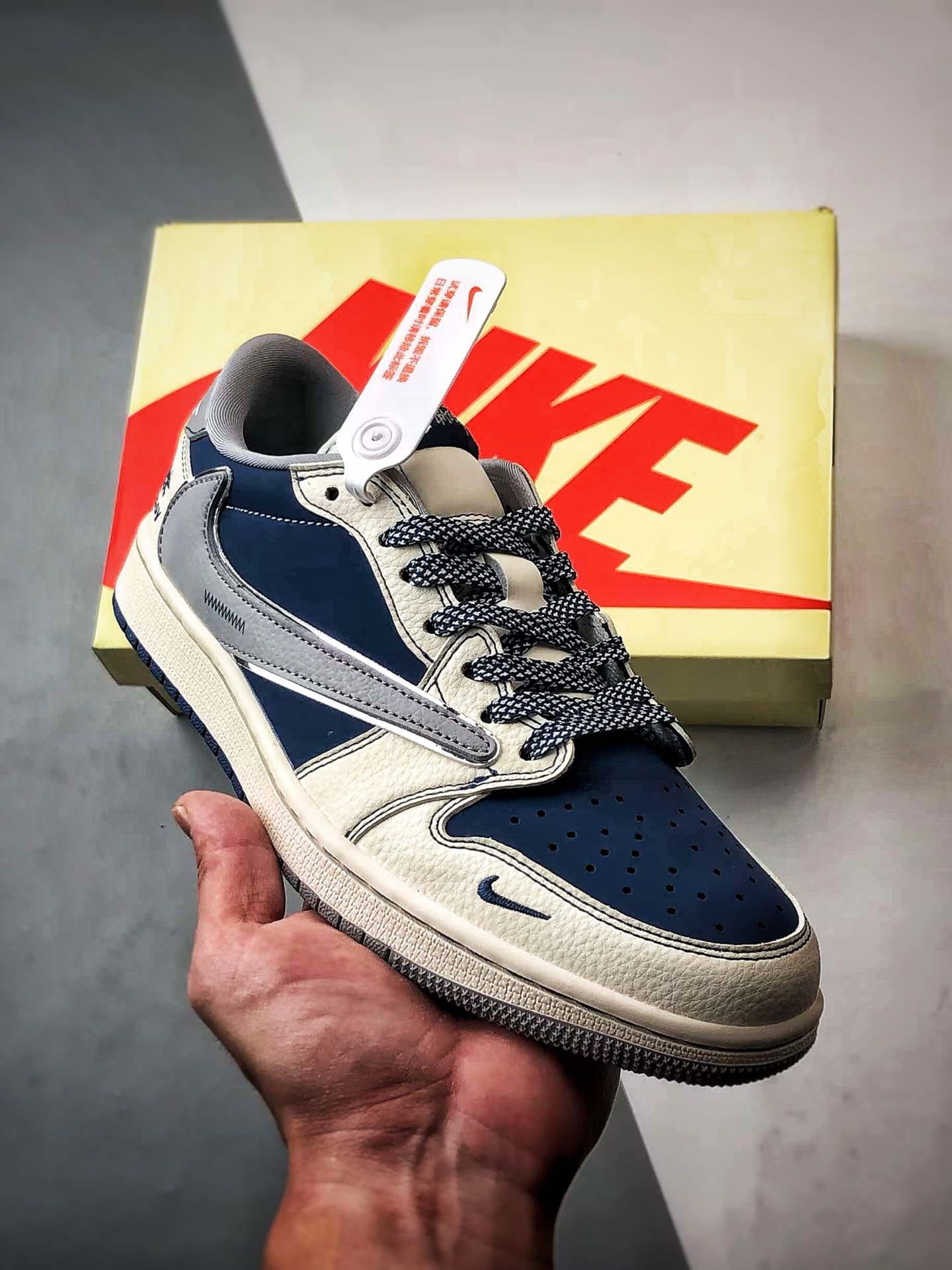 Air Jordan 1 Low ”高端定制” 斯图西米蓝灰倒钩 ZH2598-245
