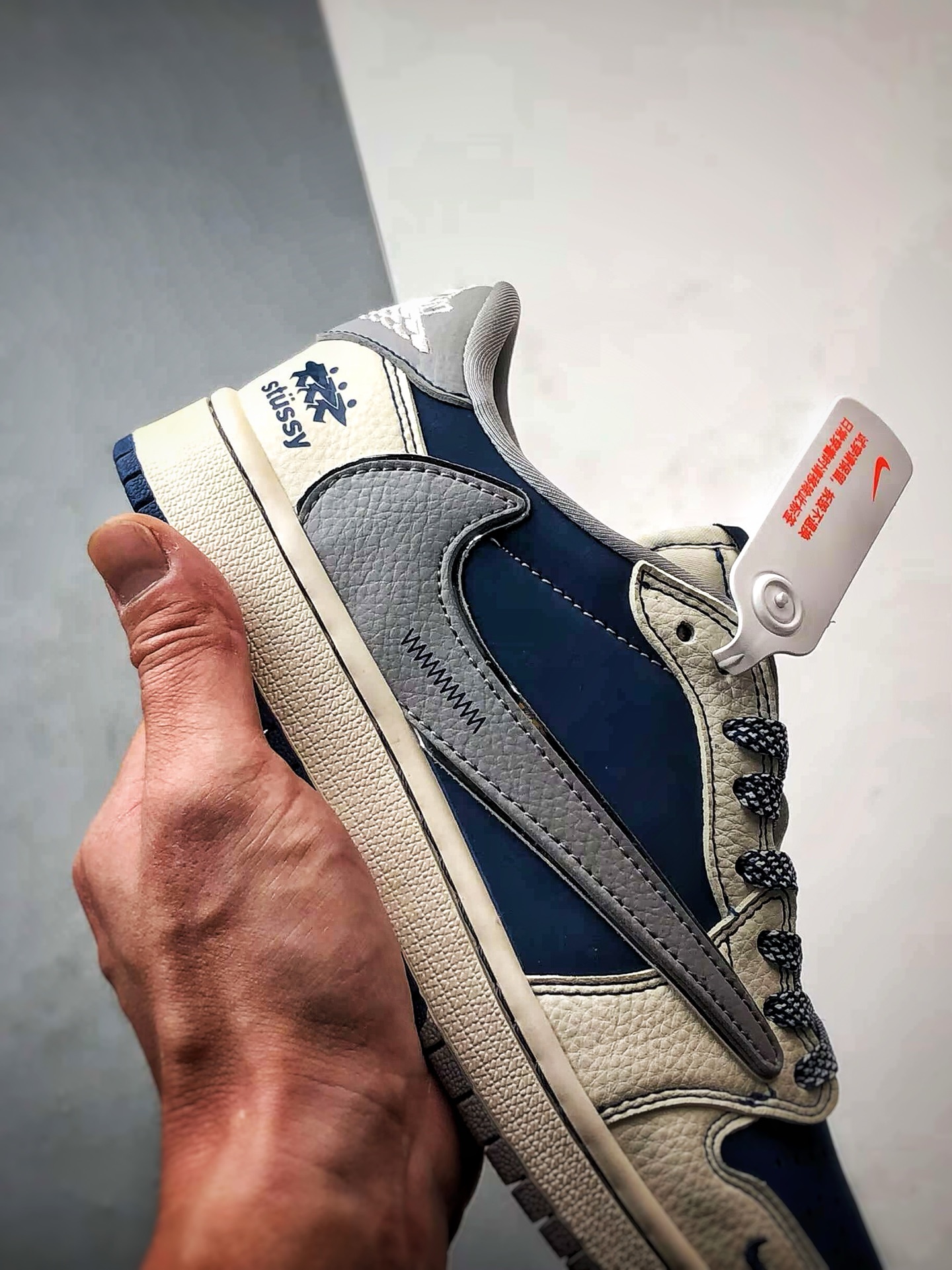 Air Jordan 1 Low ”高端定制” 斯图西米蓝灰倒钩 ZH2598-245