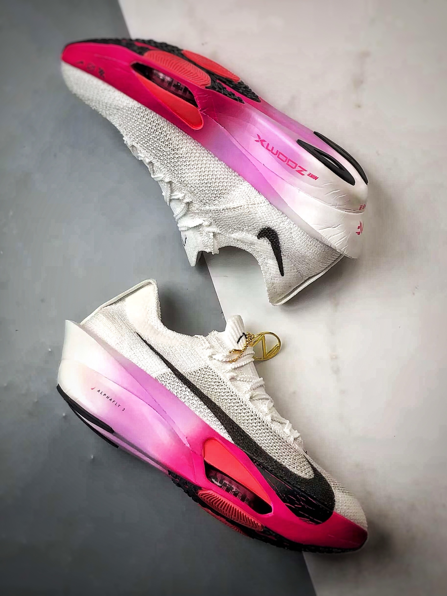 NK Air Zoom Alphafly 3 白黑紫 阿尔法飞行3代系列马拉松轻量竞速运动跑鞋 FD8311-100