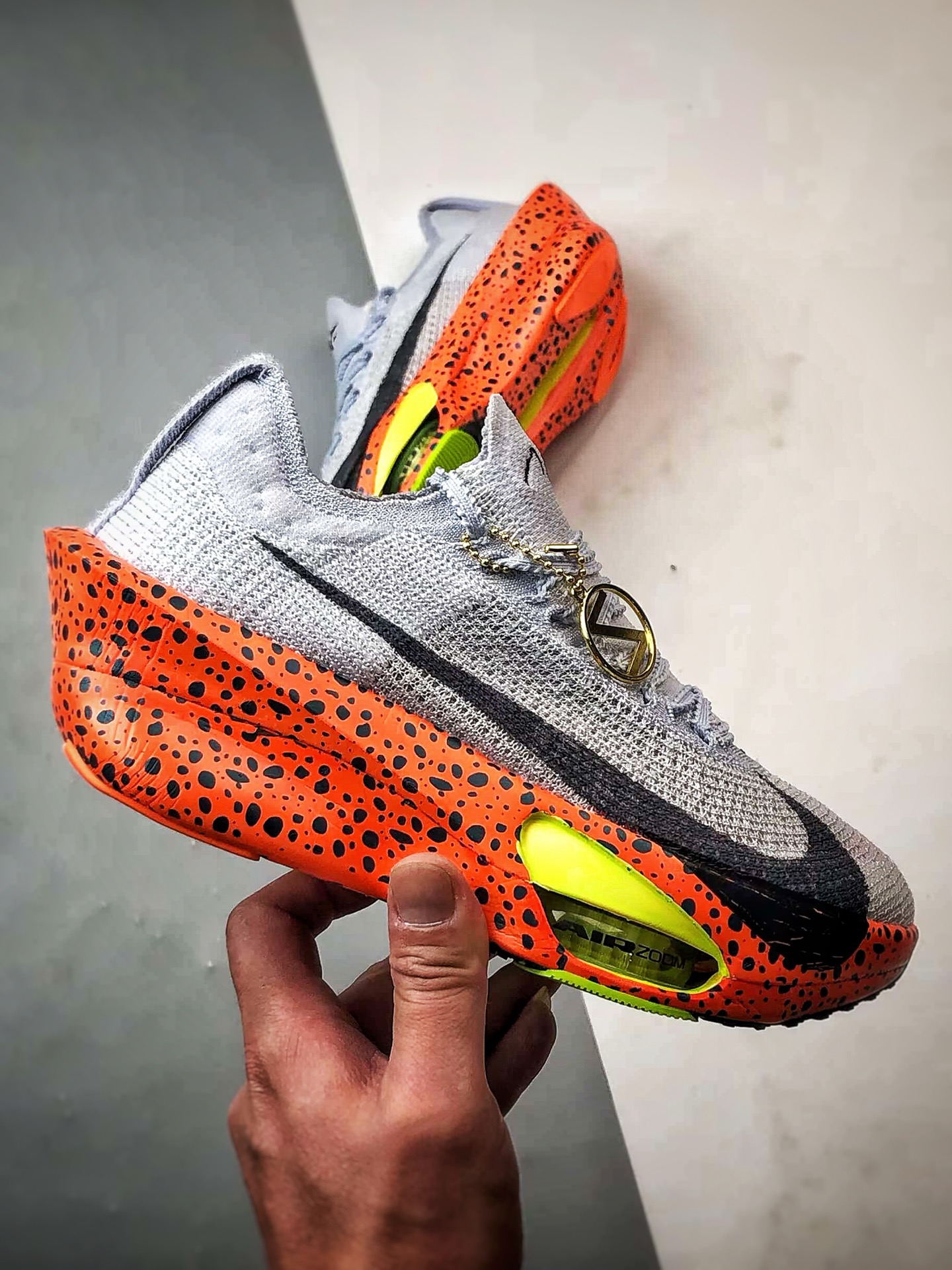 NK Air Zoom Alphafly 3 灰黑橙 阿尔法飞行3代系列马拉松轻量竞速运动跑鞋 FN7672-900