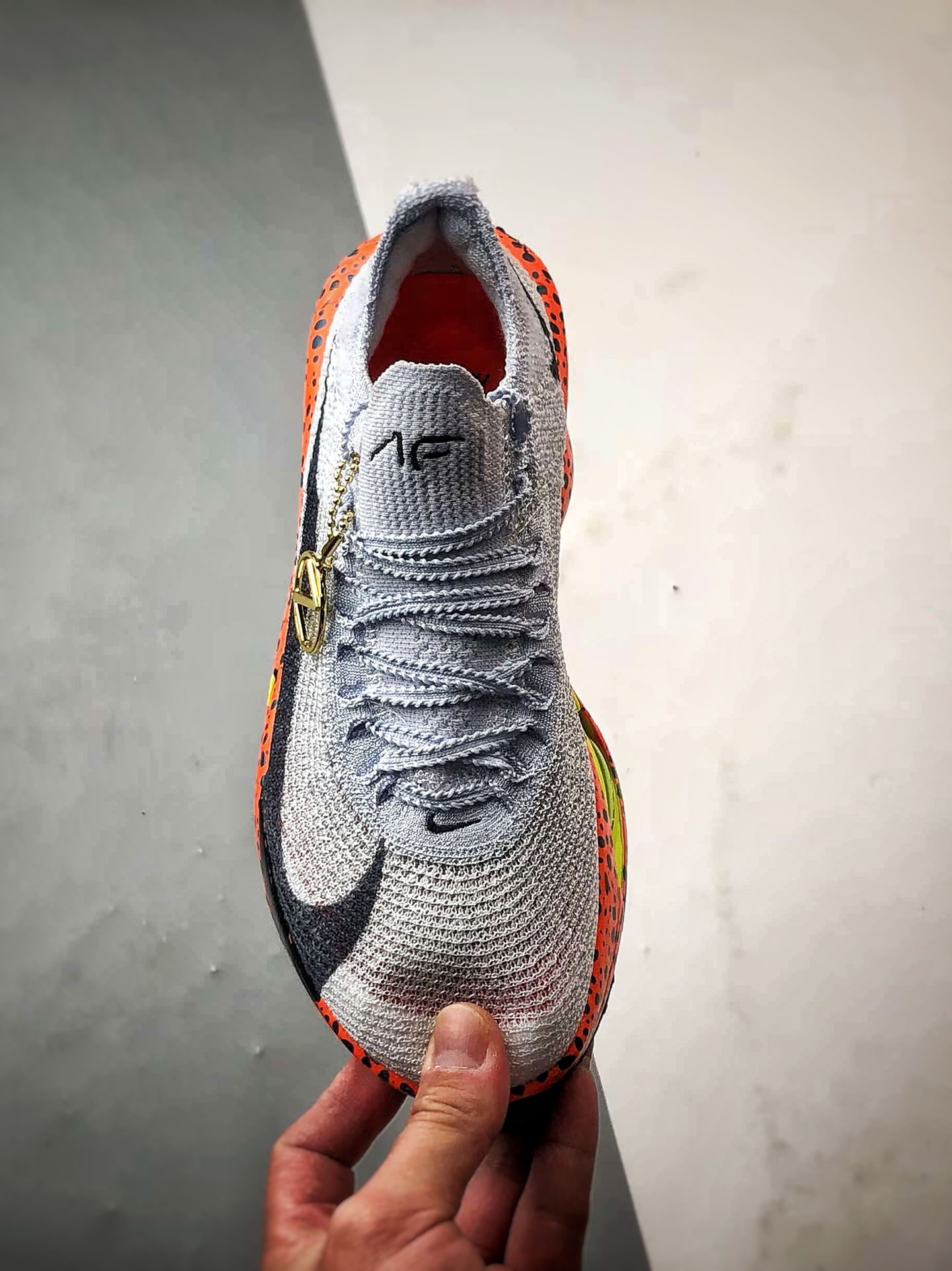 NK Air Zoom Alphafly 3 灰黑橙 阿尔法飞行3代系列马拉松轻量竞速运动跑鞋 FN7672-900