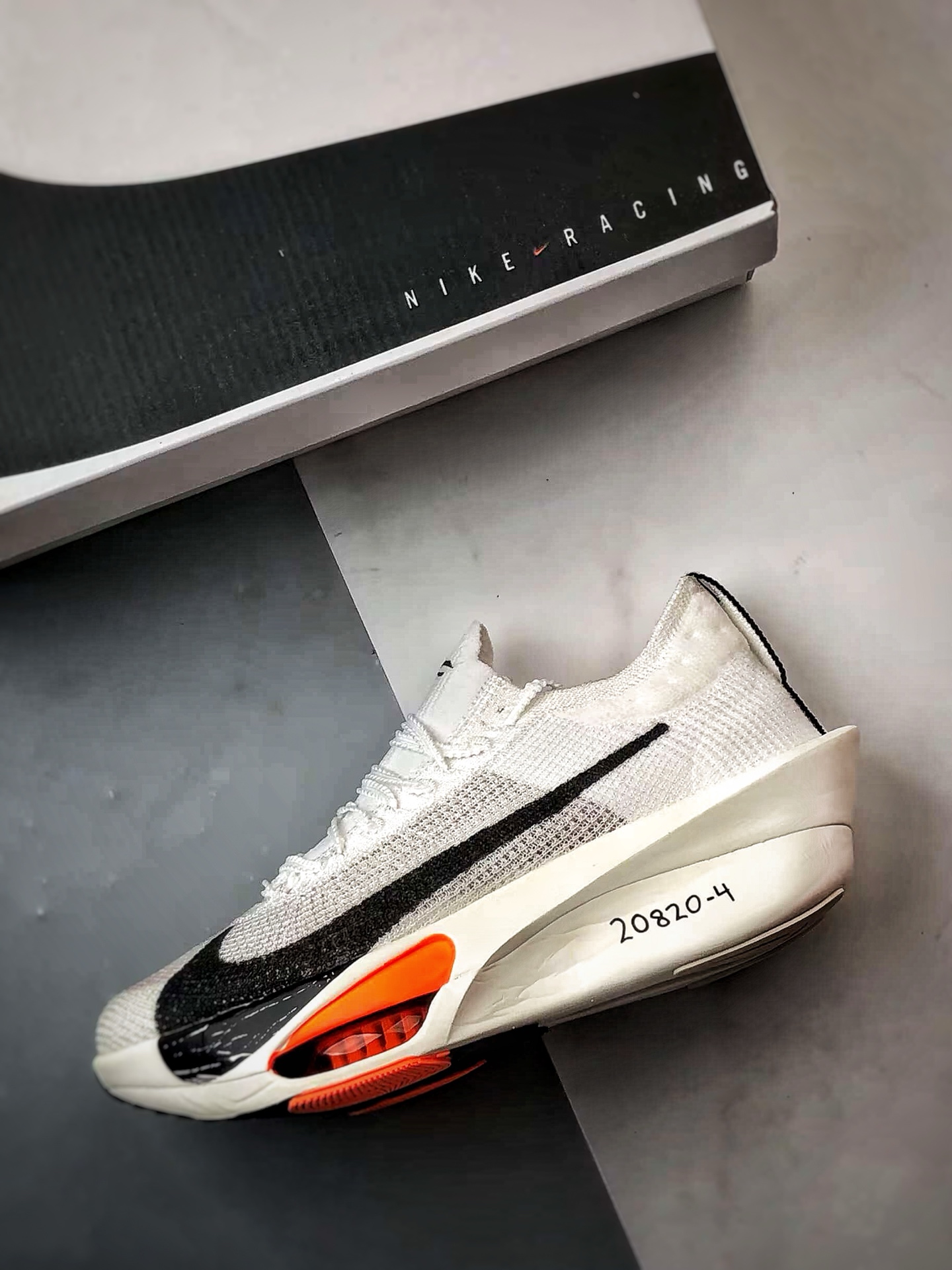 NK Air Zoom Alphafly 3 白黑红 阿尔法飞行3代系列马拉松轻量竞速运动跑鞋 FD8315-103