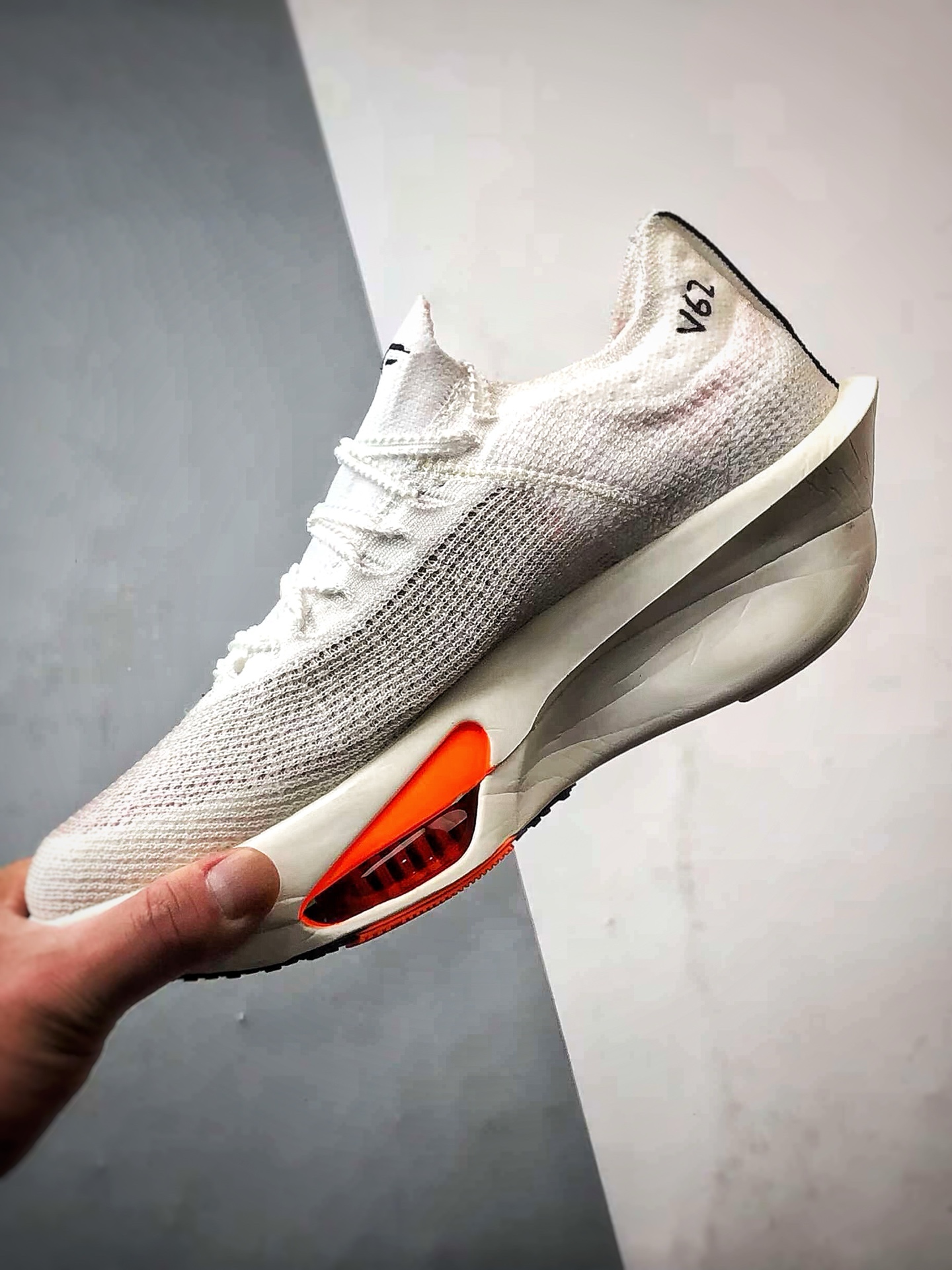 NK Air Zoom Alphafly 3 白黑橙 阿尔法飞行3代系列马拉松轻量竞速运动跑鞋 FD8357-100