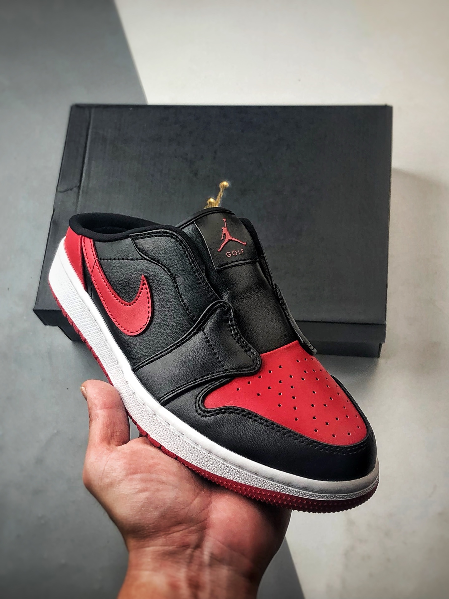 200 Air Jordan 1 Mule 黑红 官方同步 AJ系列穆勒一脚蹬半拖 FJ1214-001