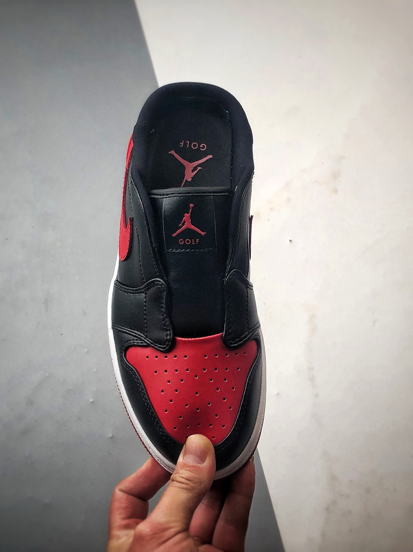 200 Air Jordan 1 Mule 黑红 官方同步 AJ系列穆勒一脚蹬半拖 FJ1214-001