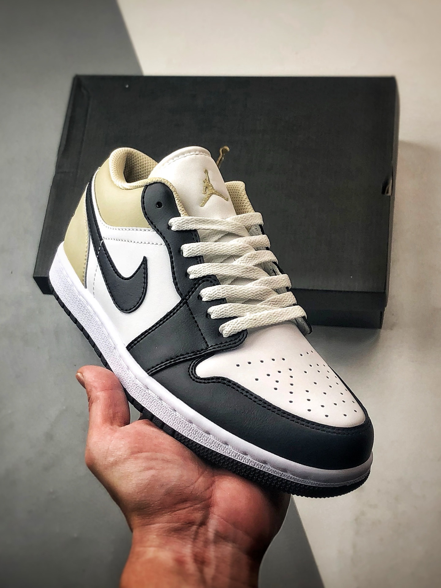 200 Air Jordan 1 Low 黑白黄 553558-153