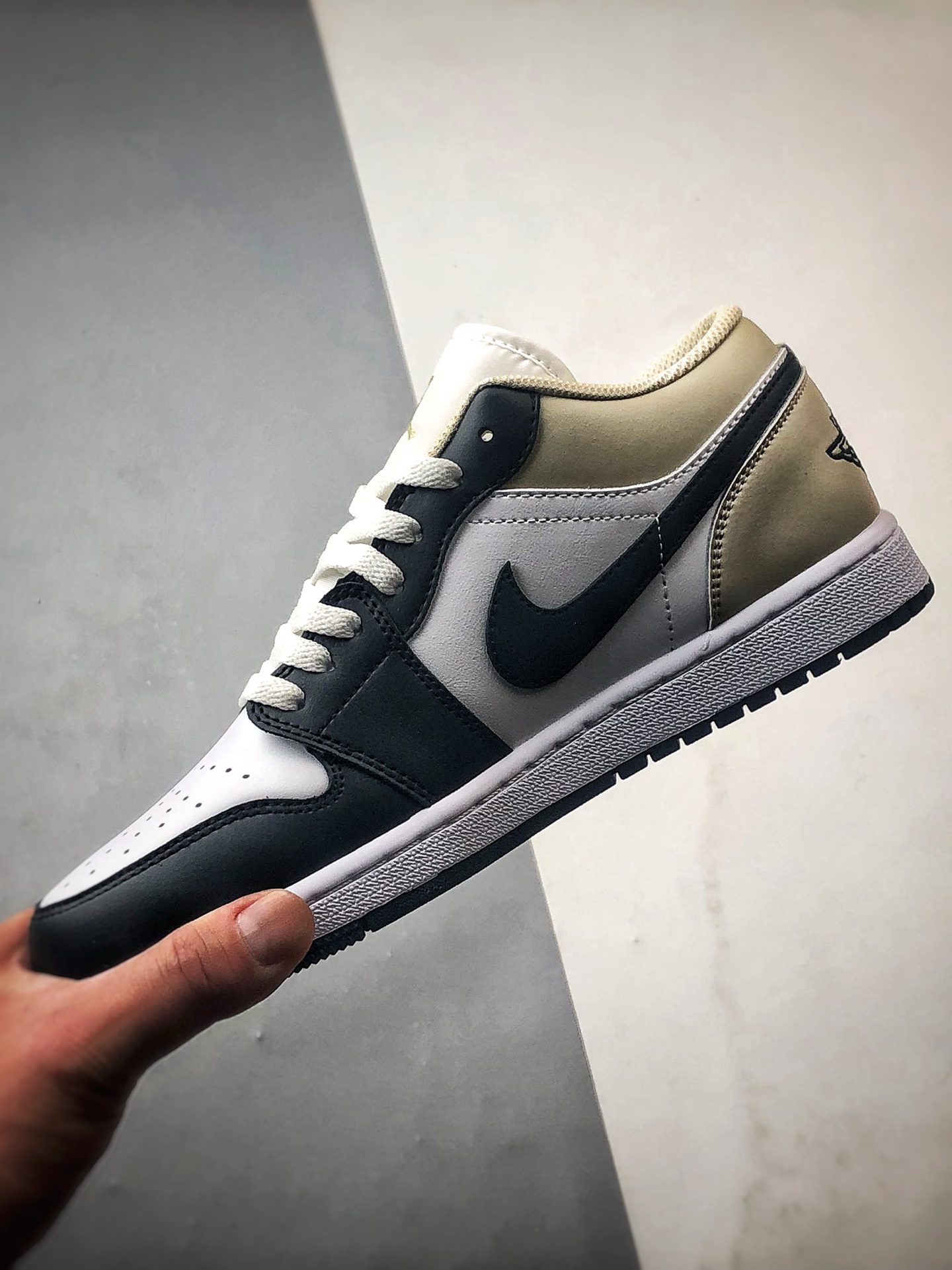 200 Air Jordan 1 Low 黑白黄 553558-153