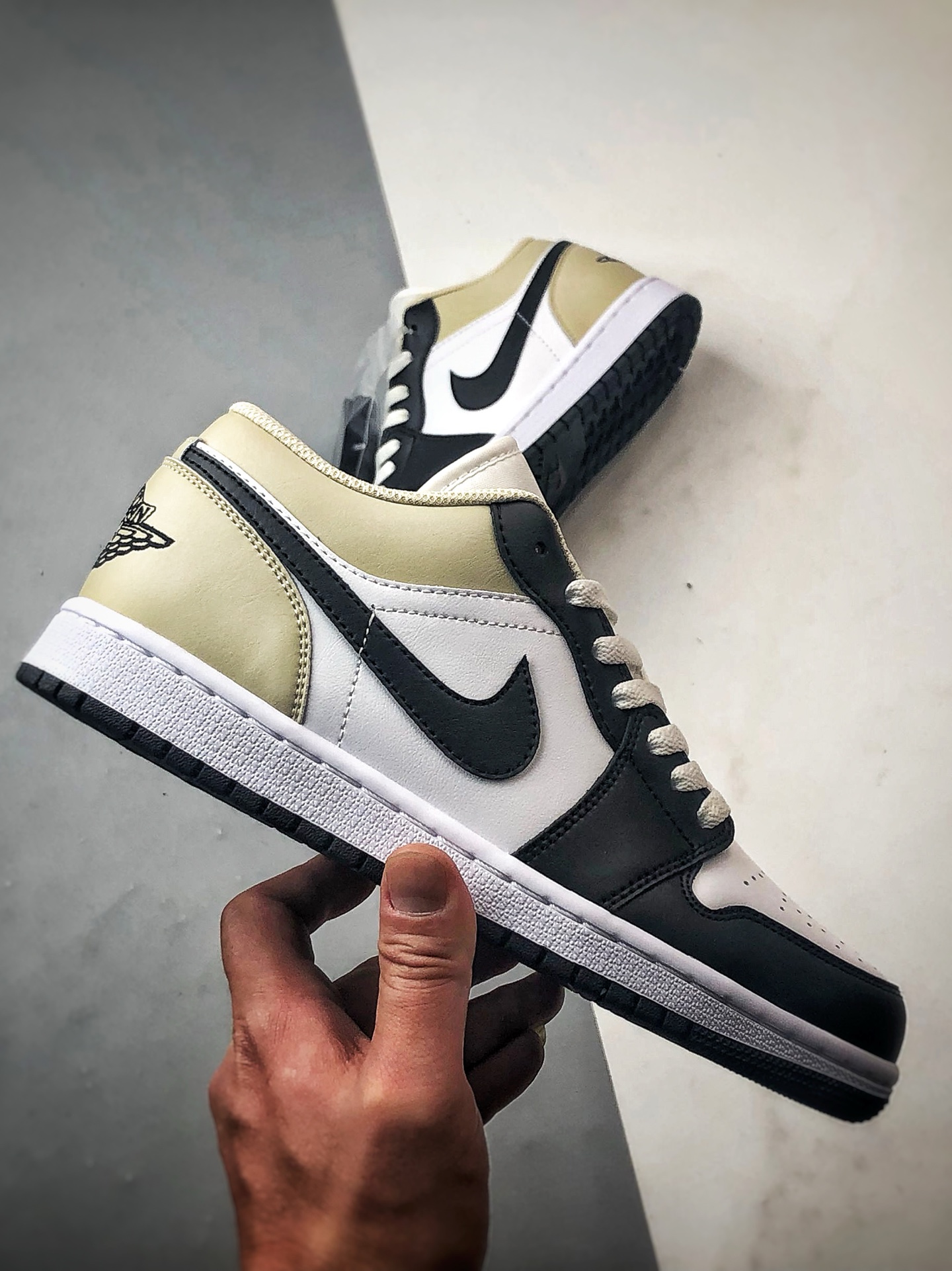 200 Air Jordan 1 Low 黑白黄 553558-153