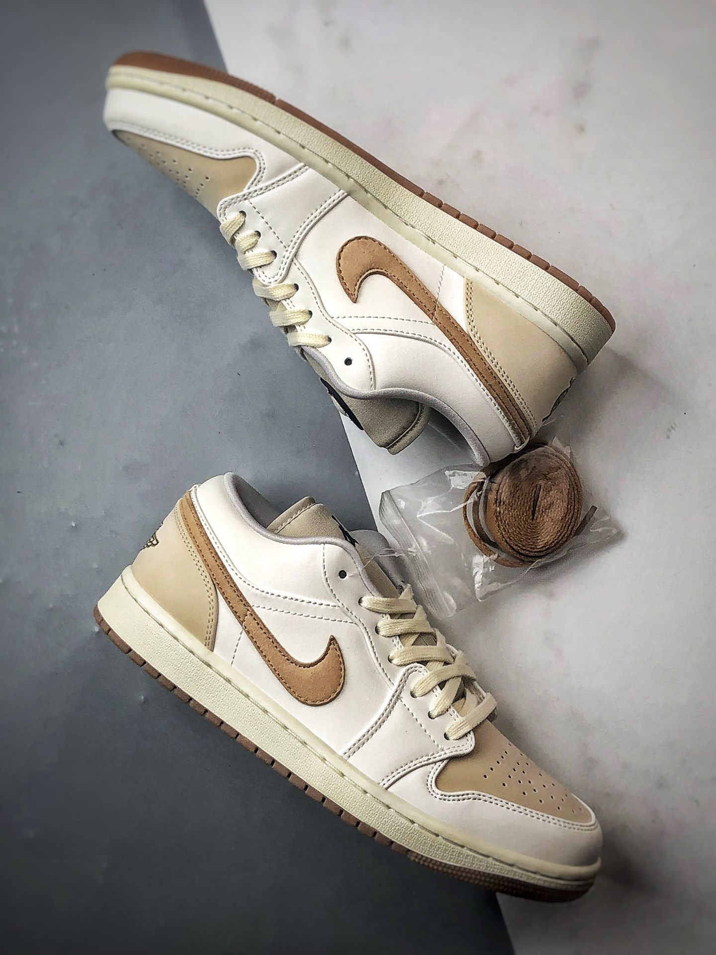 200 Air Jordan 1 Low 白棕 IB8855-121
