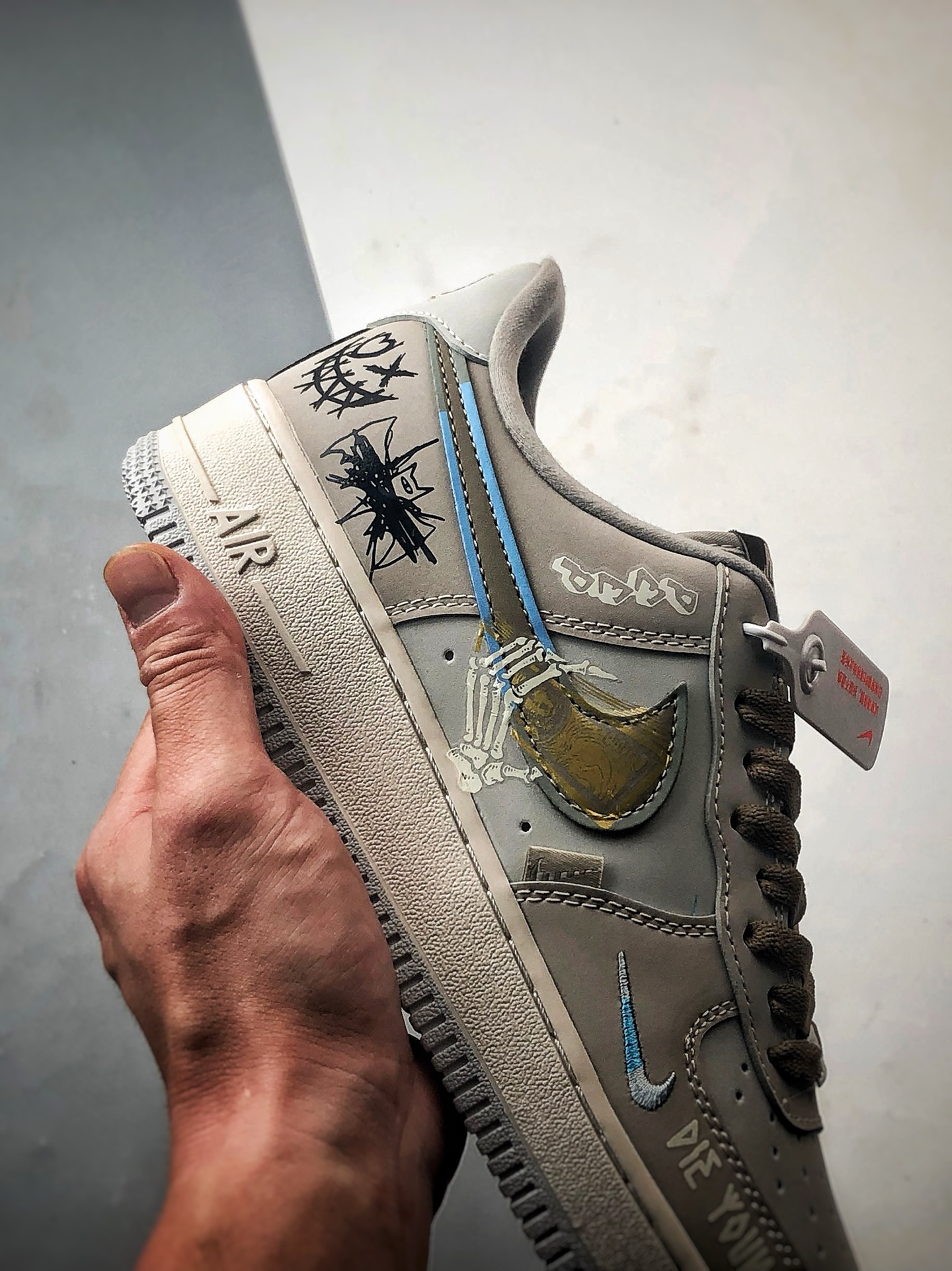 280 Air Force 1 '07 Low 蝙蝠侠涂鸦 XL2321-111