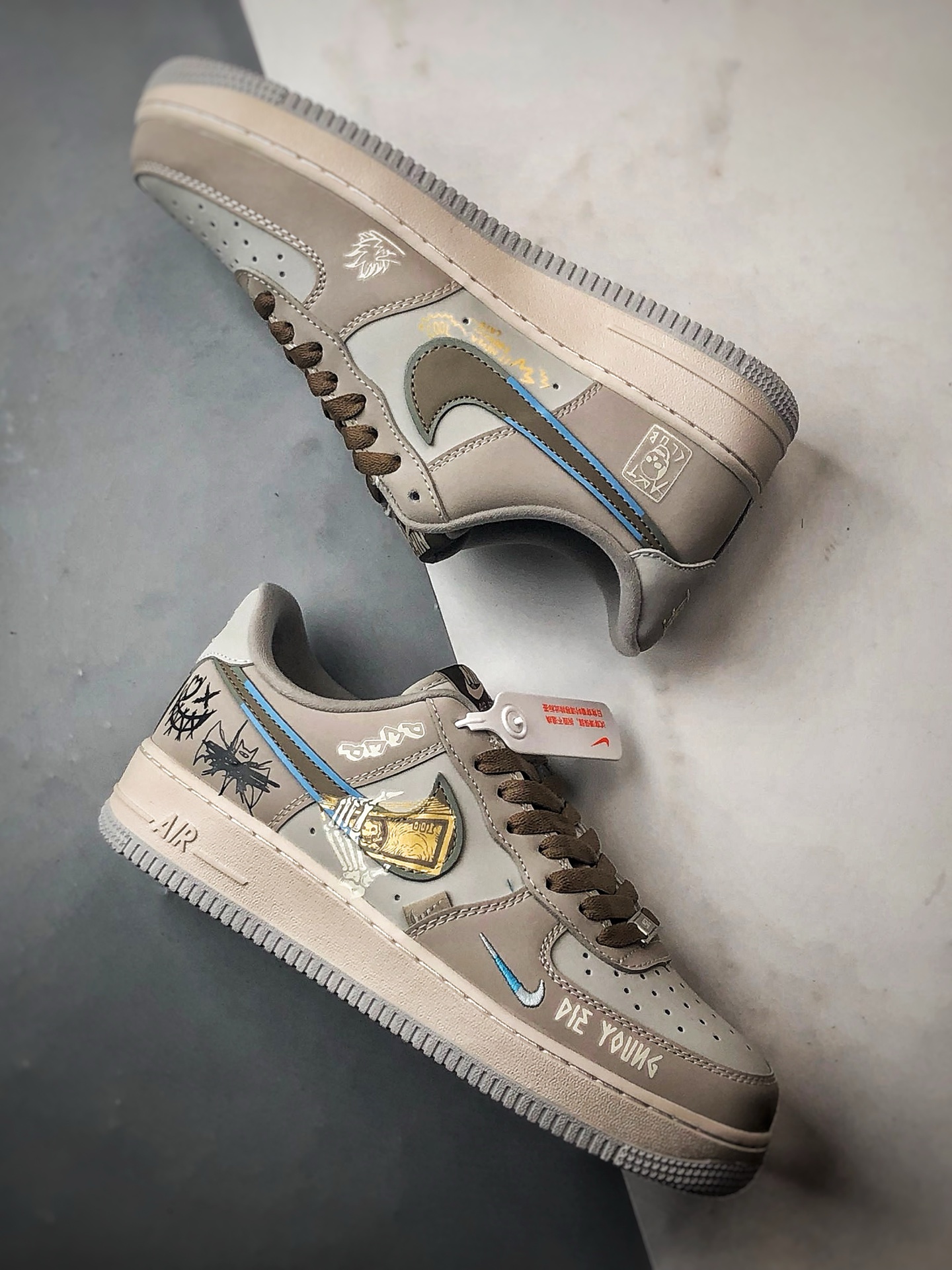 280 Air Force 1 '07 Low 蝙蝠侠涂鸦 XL2321-111