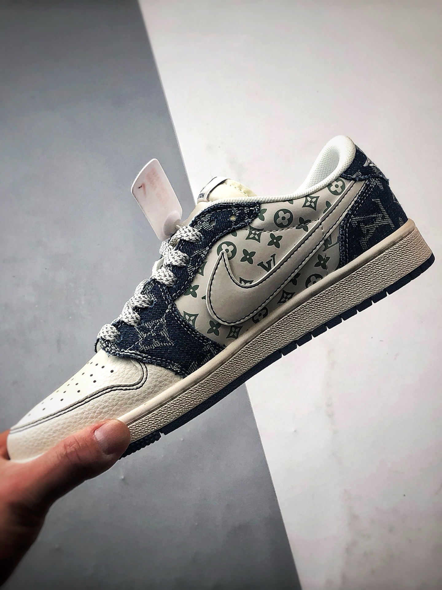 Air Jordan 1 Low OG ”高端定制” LV牛仔反光白蓝倒钩 YX5066-326