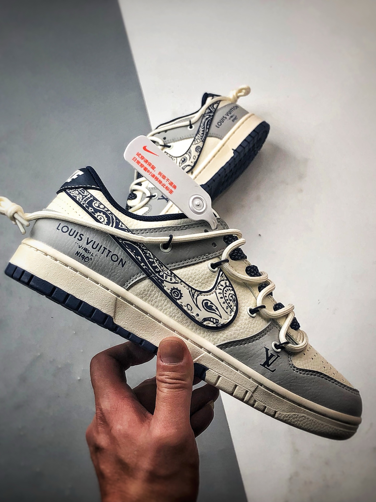 330 NK Dunk Low Retro ”DIY高端定制” LV白灰藏蓝解构 低帮休闲运动板鞋 DM6868-074