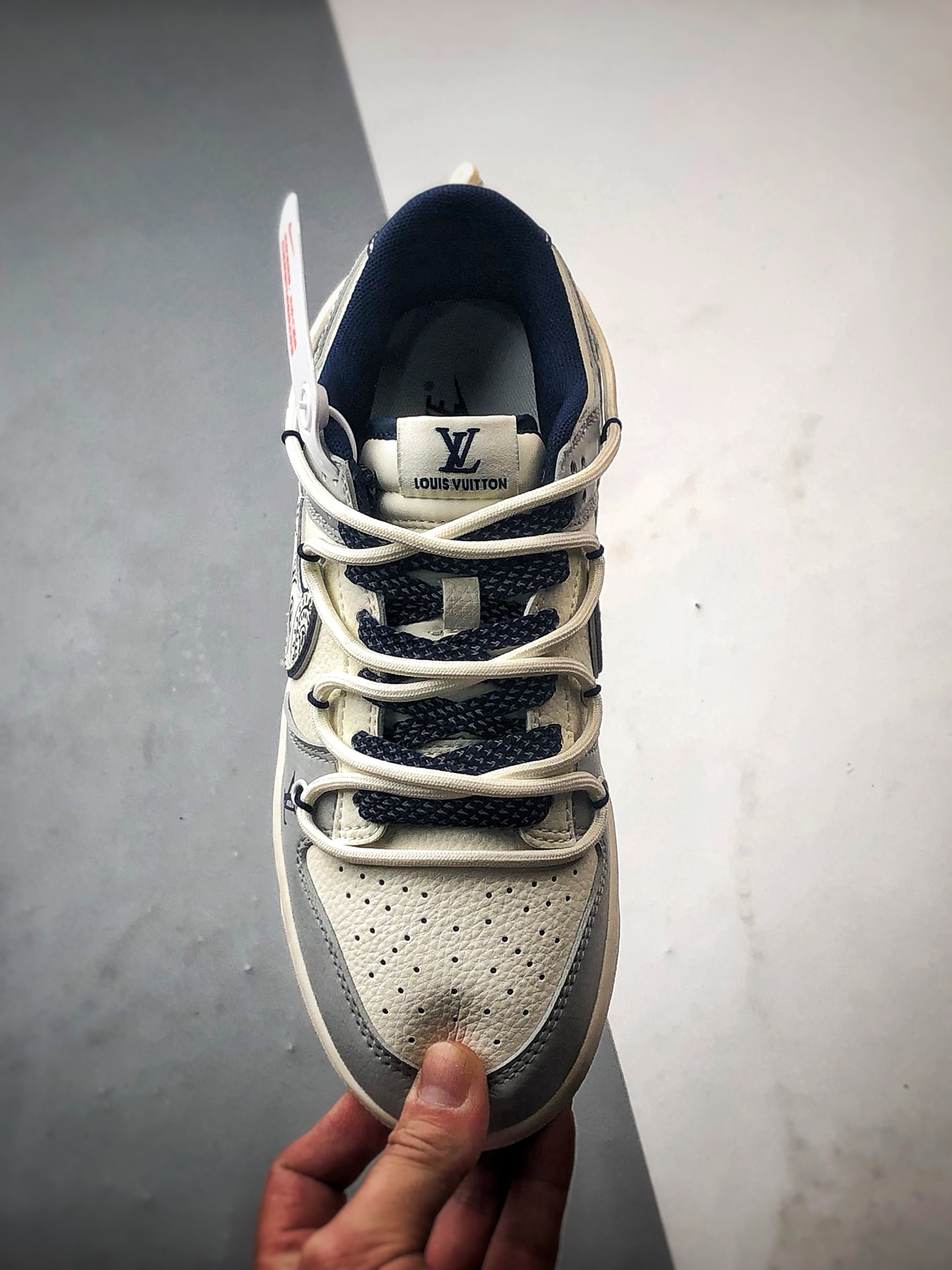 330 NK Dunk Low Retro ”DIY高端定制” LV白灰藏蓝解构 低帮休闲运动板鞋 DM6868-074