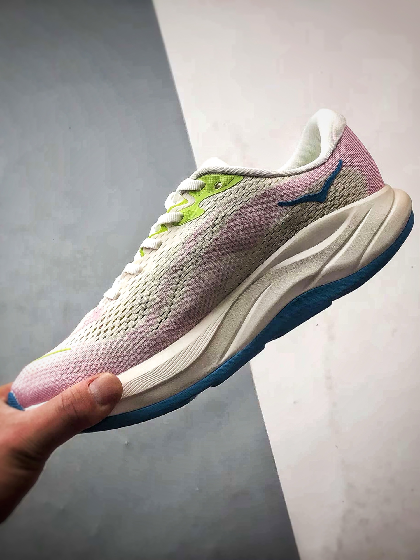 Hoka One One Rincon 4 白粉蓝 林康4代公路休闲跑步鞋 1155133-FNK