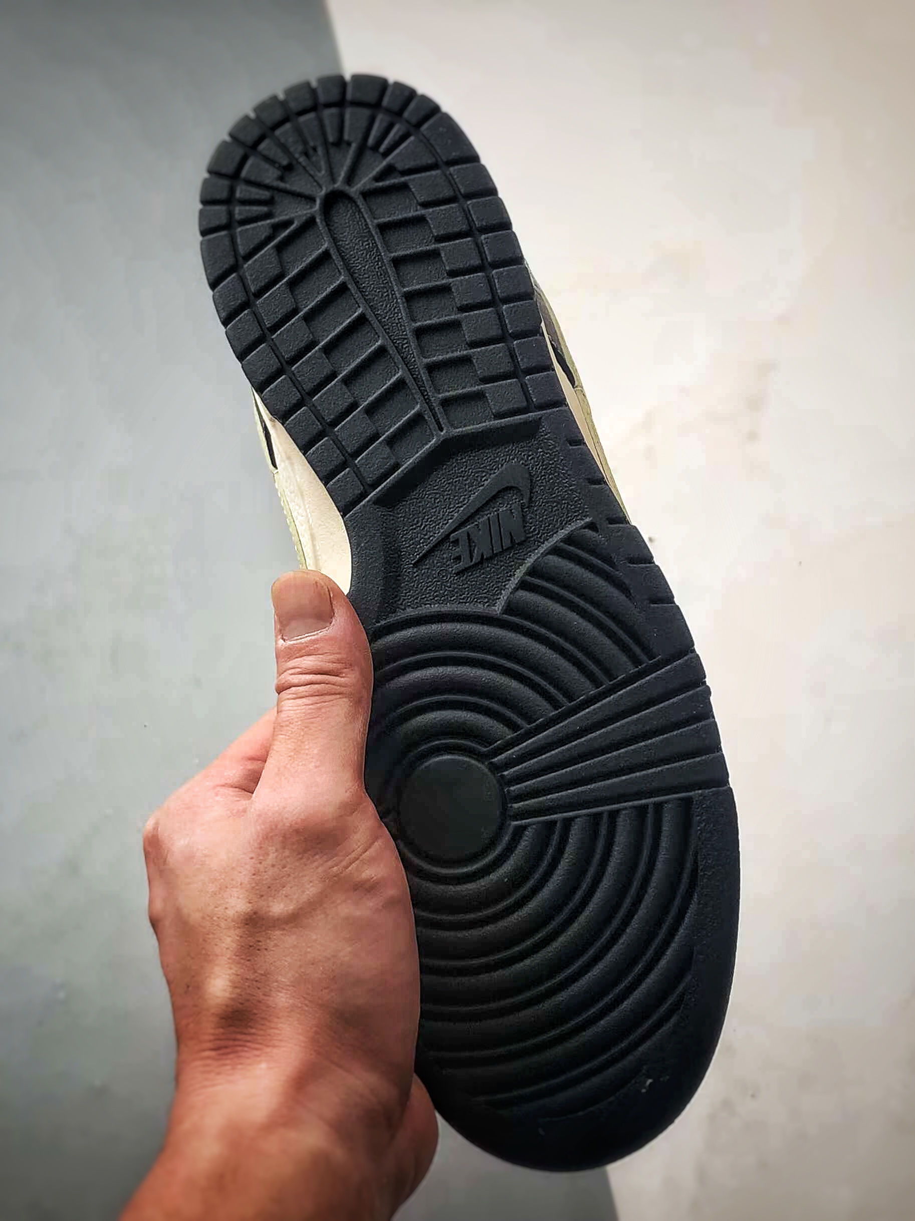 290 NK Dunk Low Retro ”DIY高端定制” 斯图西米黑浅黄钩 低帮休闲运动板鞋 ZH2598-271