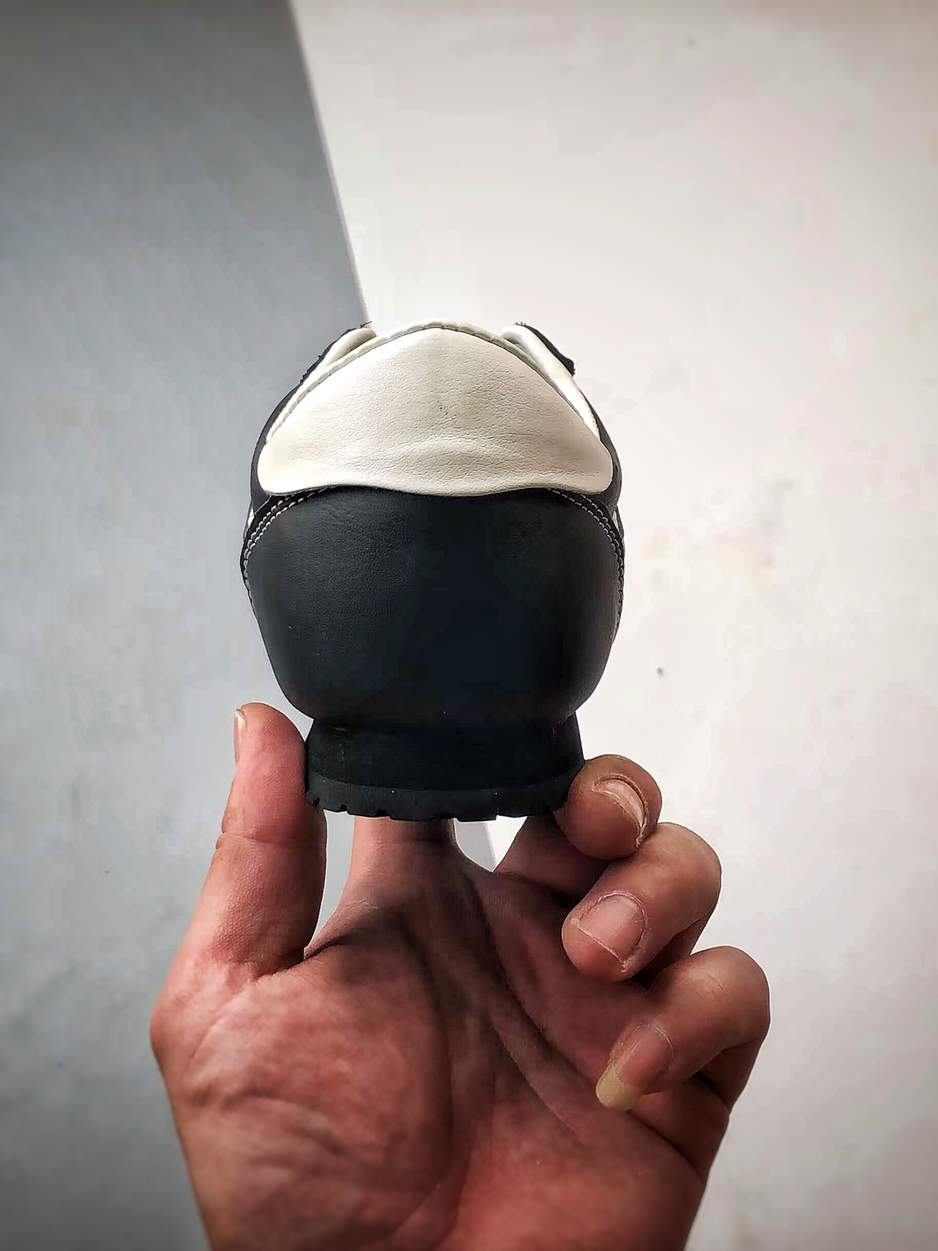 170 Vans Super LowPro 全皮黑色 万斯新款 复古薄底德训鞋系列 VN000D8TBKA