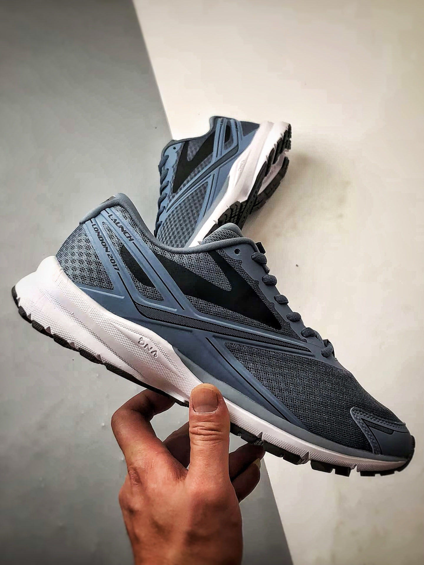 200 Brooks/布鲁克斯 Glycerin 19 灰蓝黑 甘油19代低帮缓震运动慢跑鞋
