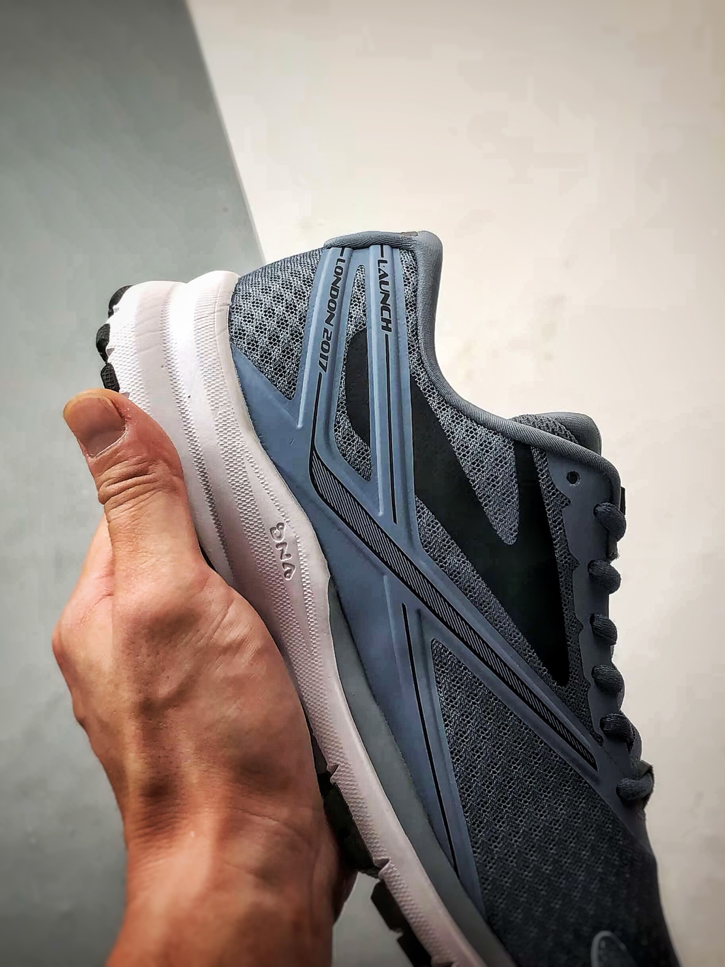 200 Brooks/布鲁克斯 Glycerin 19 灰蓝黑 甘油19代低帮缓震运动慢跑鞋