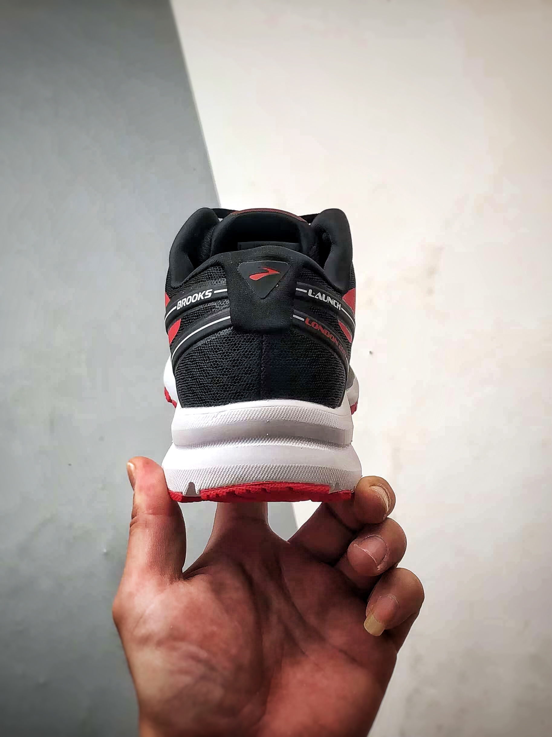 200 Brooks/布鲁克斯 Glycerin 19 黑红 甘油19代低帮缓震运动慢跑鞋