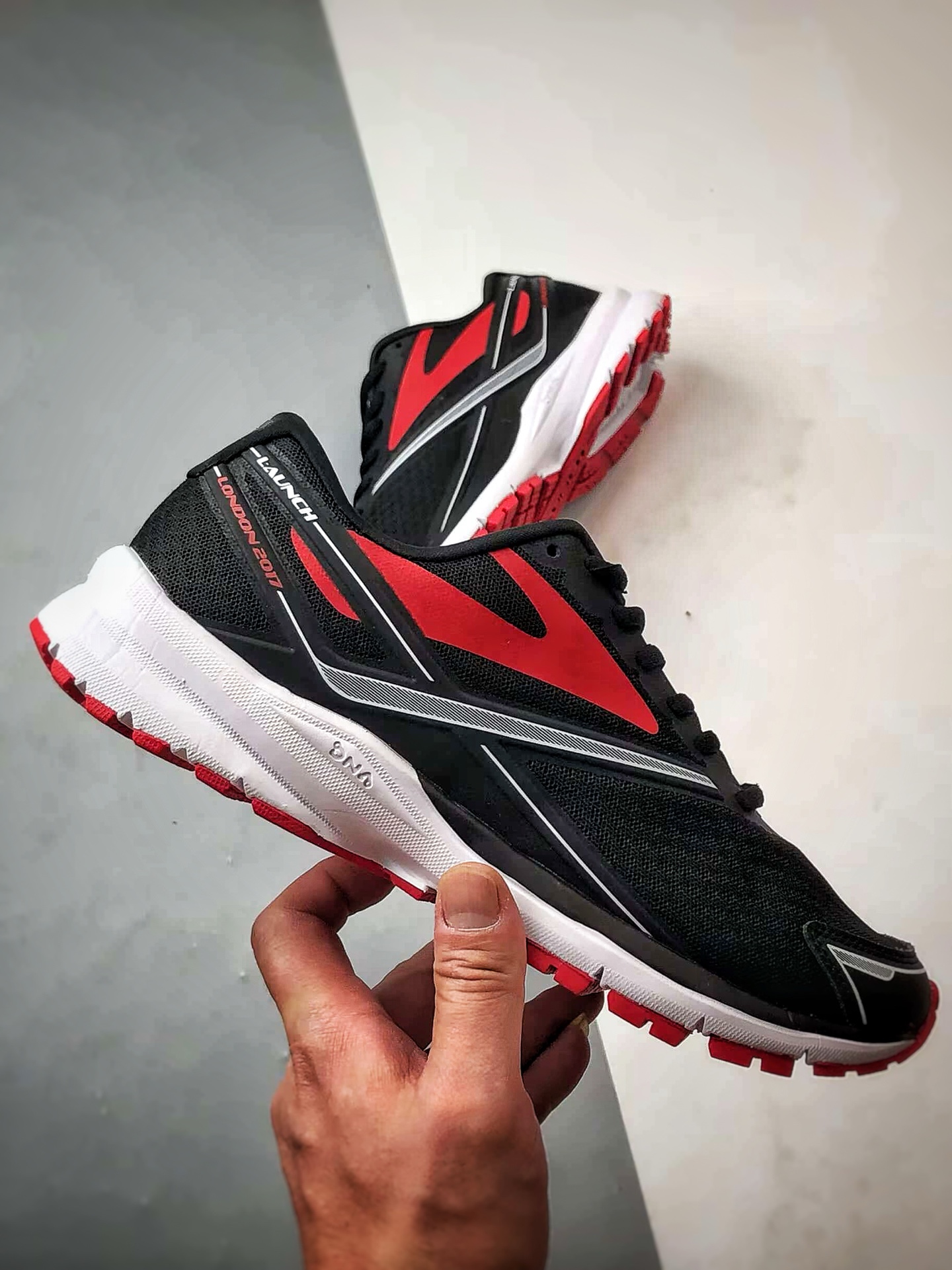 200 Brooks/布鲁克斯 Glycerin 19 黑红 甘油19代低帮缓震运动慢跑鞋