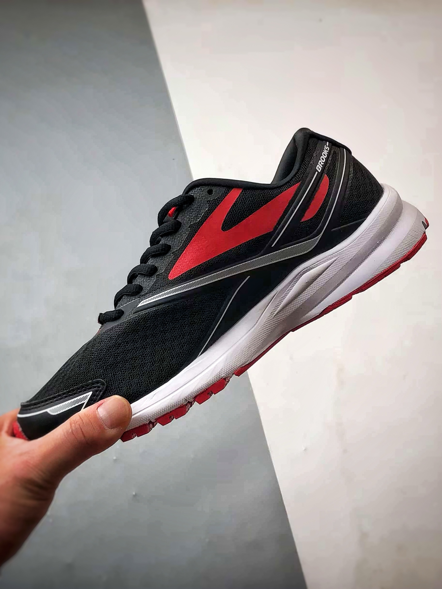 200 Brooks/布鲁克斯 Glycerin 19 黑红 甘油19代低帮缓震运动慢跑鞋