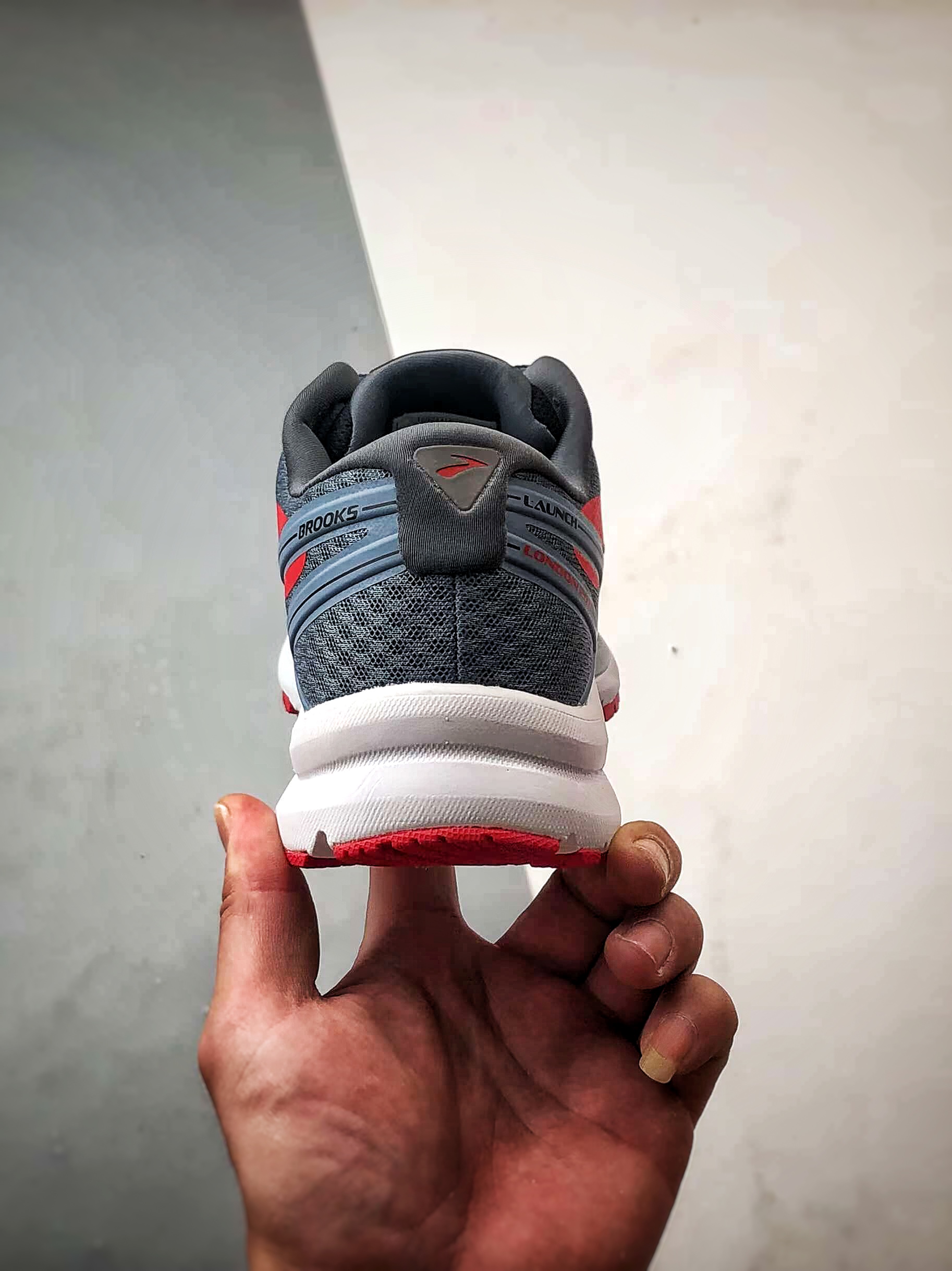 200 Brooks/布鲁克斯 Glycerin 19 灰蓝红 甘油19代低帮缓震运动慢跑鞋
