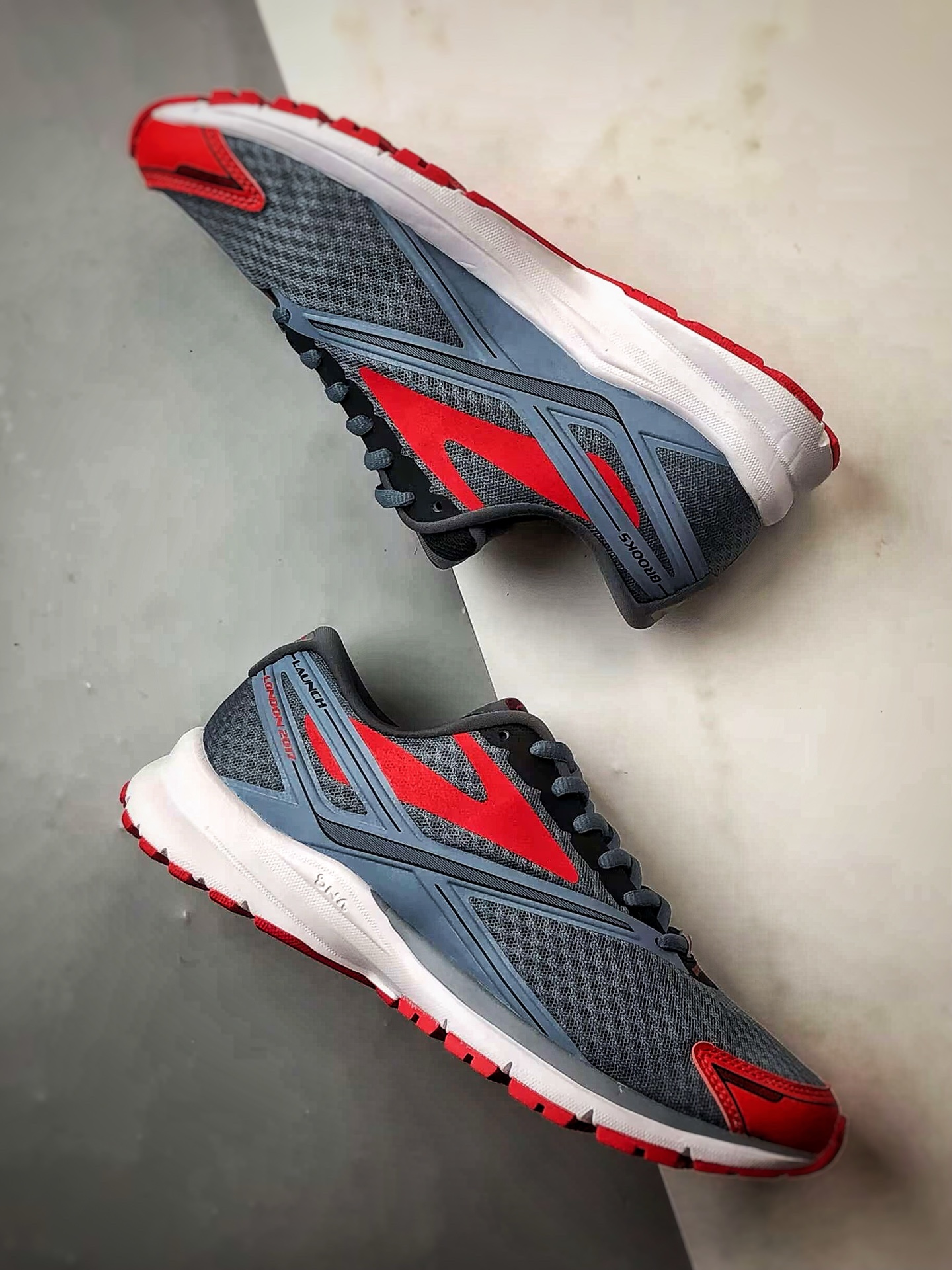 200 Brooks/布鲁克斯 Glycerin 19 灰蓝红 甘油19代低帮缓震运动慢跑鞋
