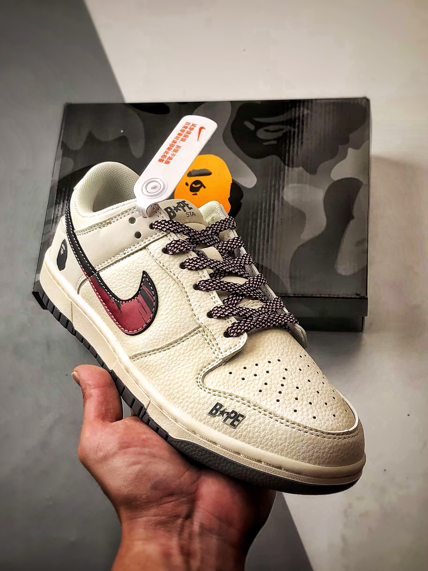 290 NK Dunk Low Retro ”DIY高端定制” Bape米白灰红钩 低帮休闲运动板鞋 JJ2508-561