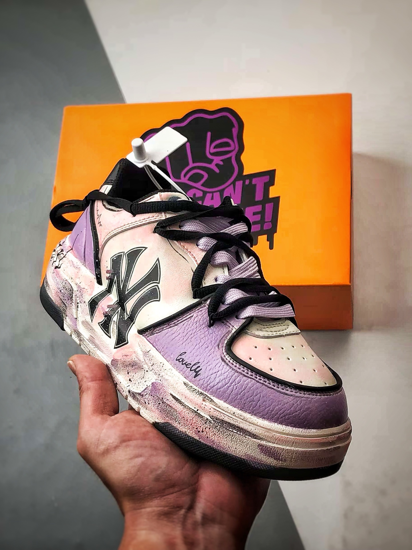 300 【定制球鞋】MLB Chunky Liner Pu ”可爱女孩” 美式涂鸦 哥特风防滑减震耐磨低帮板鞋 3ASXCA53N