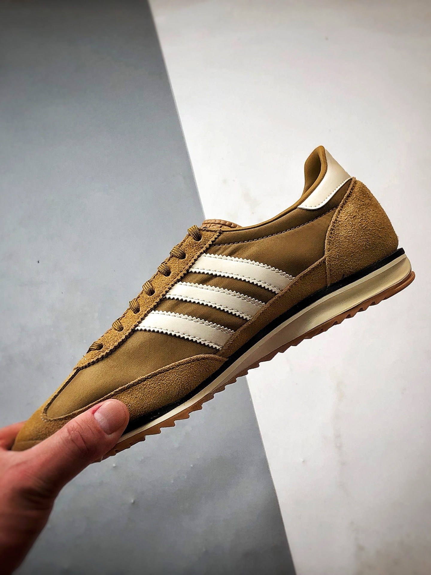 200 AD Originals SL 72 OG 古铜色 经典复古轻便休闲运动慢跑鞋 JH8656