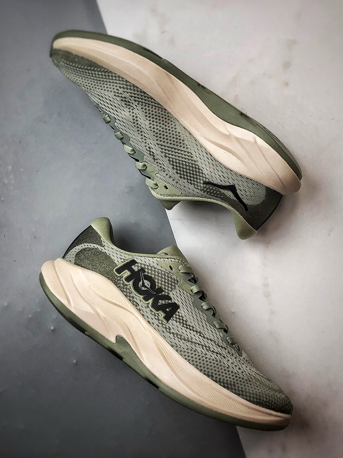 240 Hoka One One Rincon 4 绿色 林康4代公路休闲跑步鞋 1155130-FLY