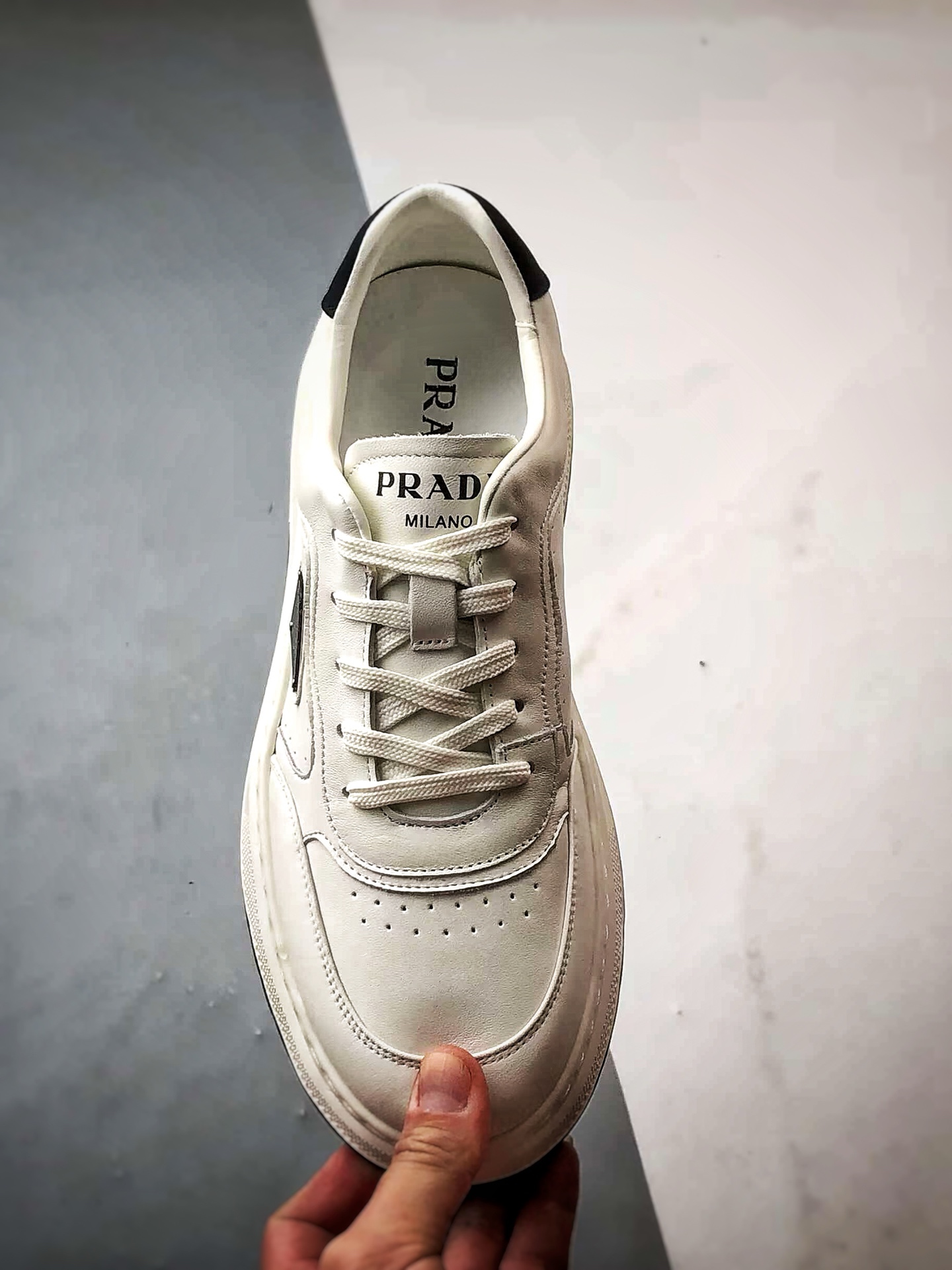440 Prada/普拉达 厚底徽标系带运动休闲男鞋