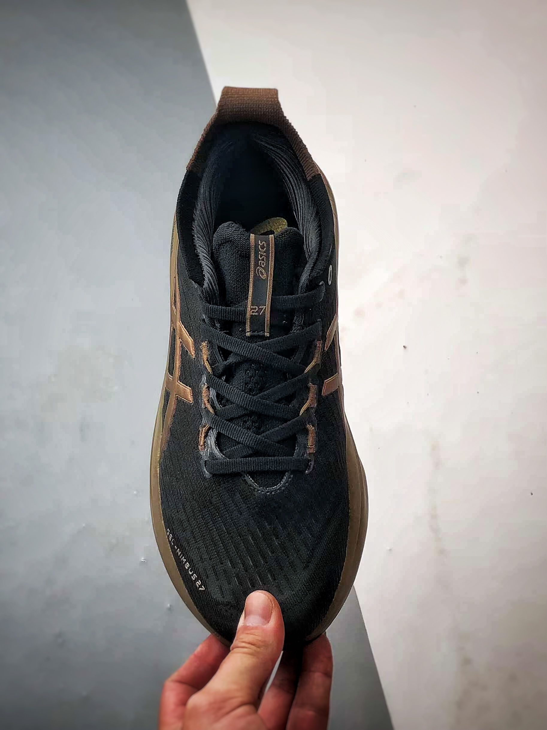 190 Asics Gel-Nimbus 27 黑金 亚瑟士27代舒适轻盈休闲跑步鞋