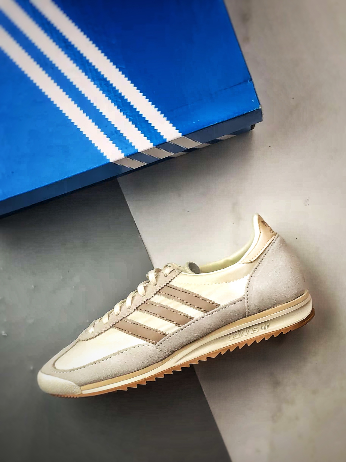180 AD Originals SL 72 OG 米白色 经典复古轻便休闲运动慢跑鞋 JH7394