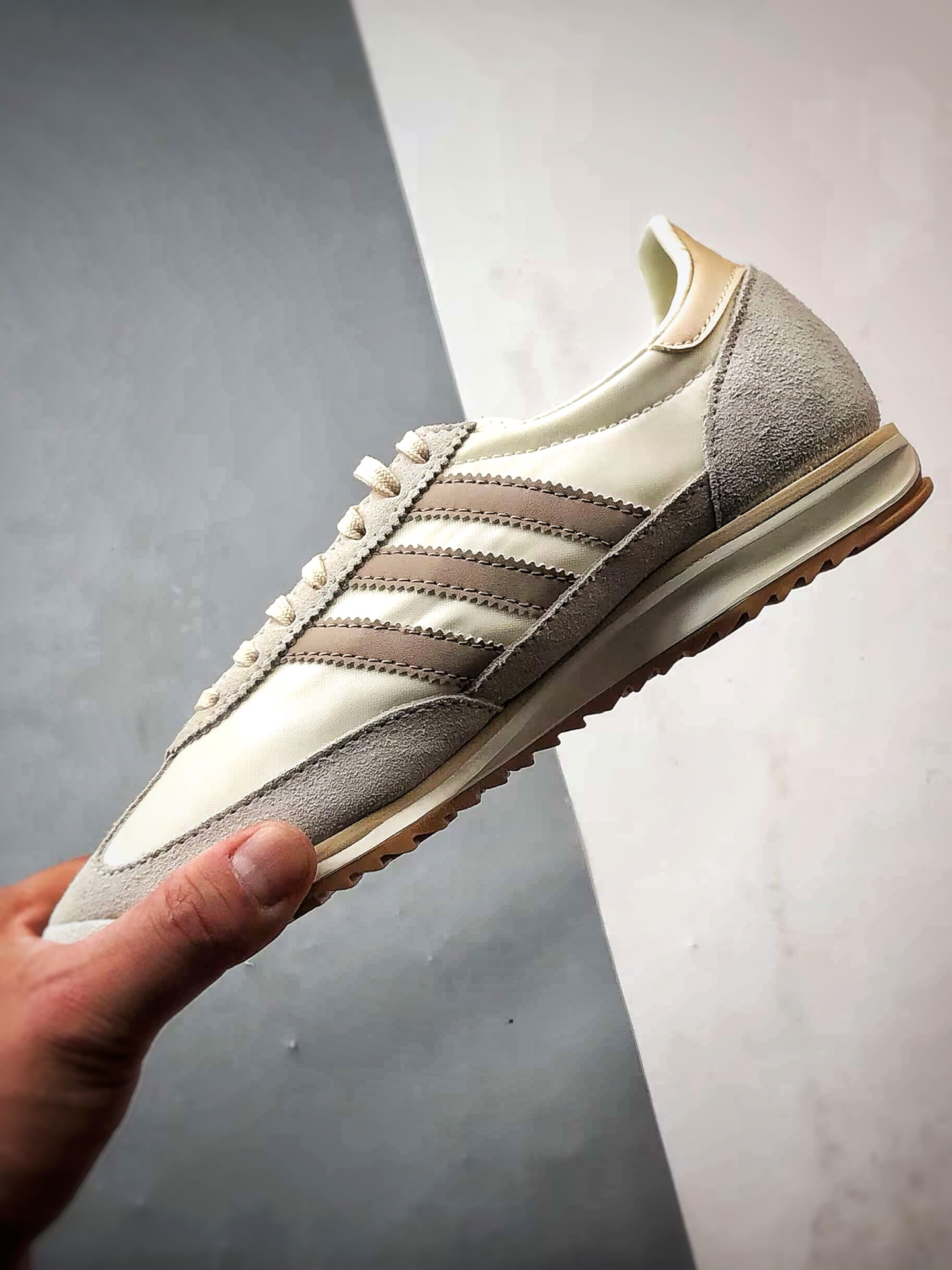 180 AD Originals SL 72 OG 米白色 经典复古轻便休闲运动慢跑鞋 JH7394