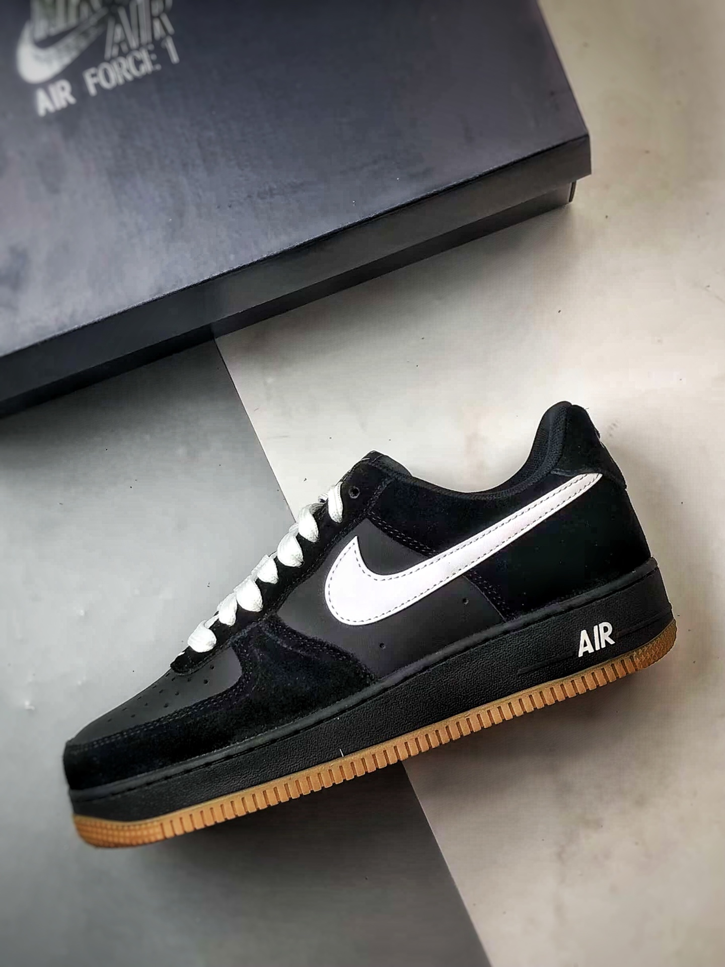 190 Air Force 1 '07 Low 黑白生胶 IB6388-001