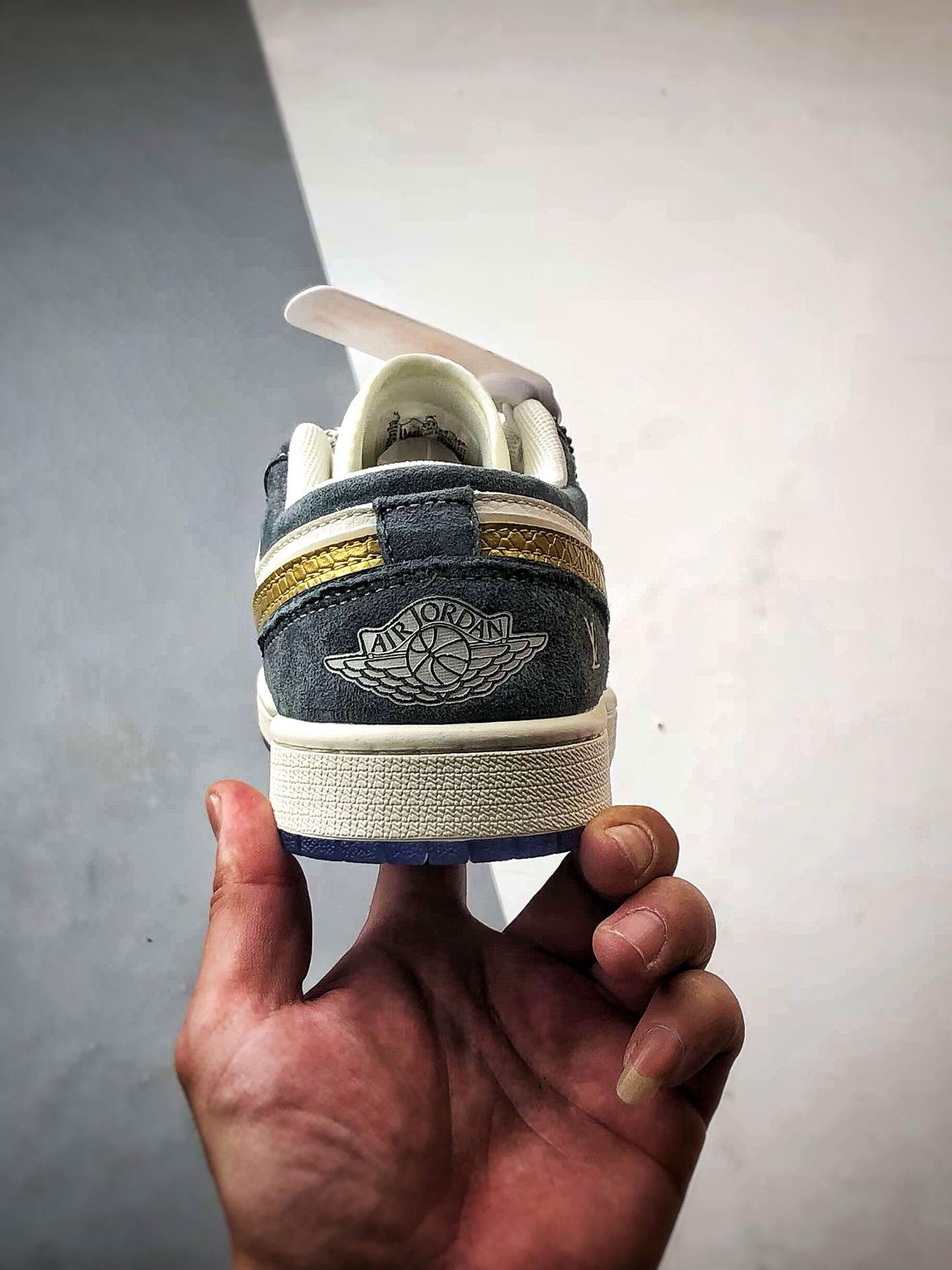 290 Air Jordan 1 Low OG ”高端定制” LV灰蓝蛇纹金钩 XX3168-167