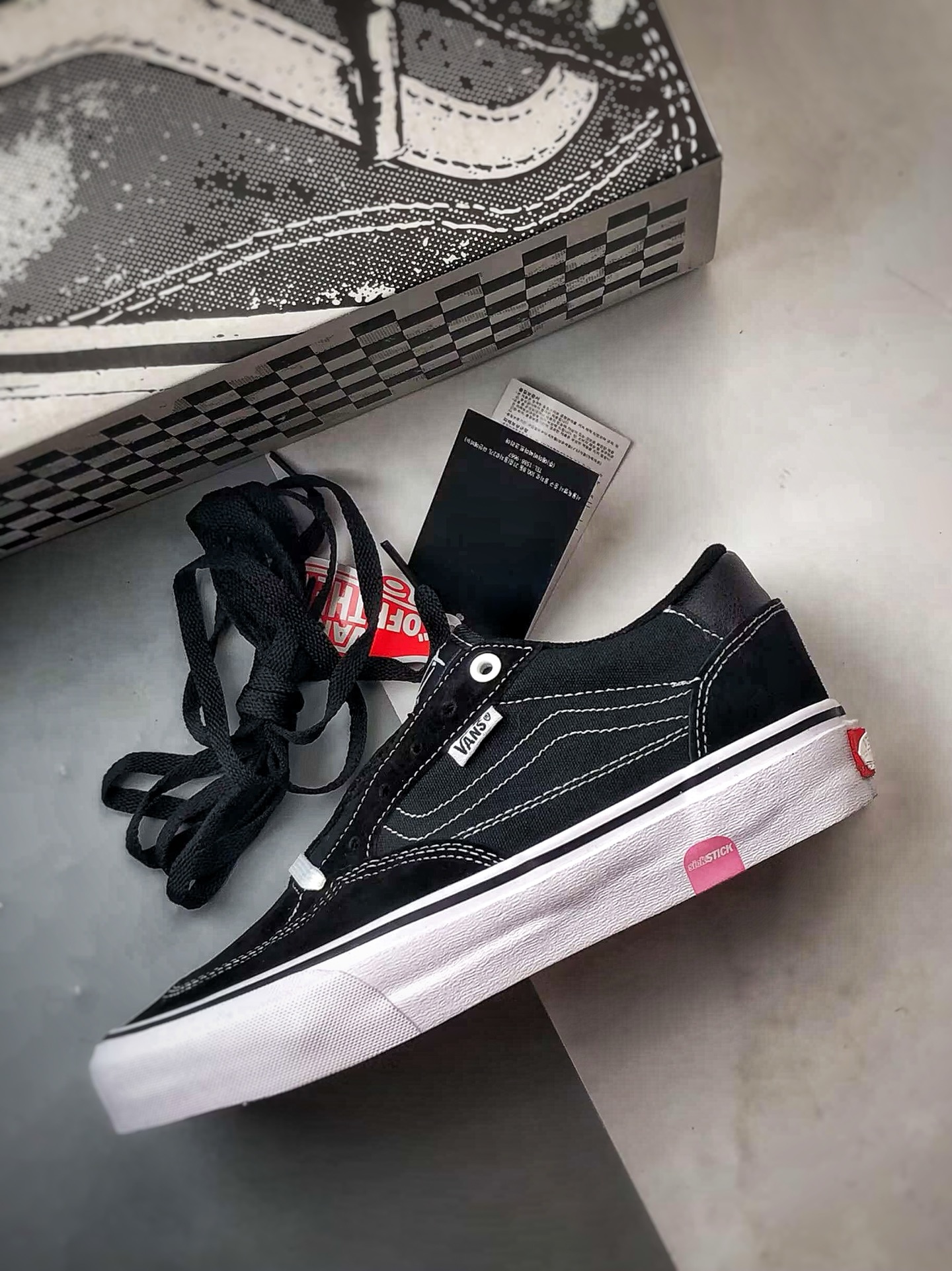 180 Vans Skate Rowan Pro 黑白 经典百搭 轻便舒适专业滑板鞋 VN0A4TZCY28