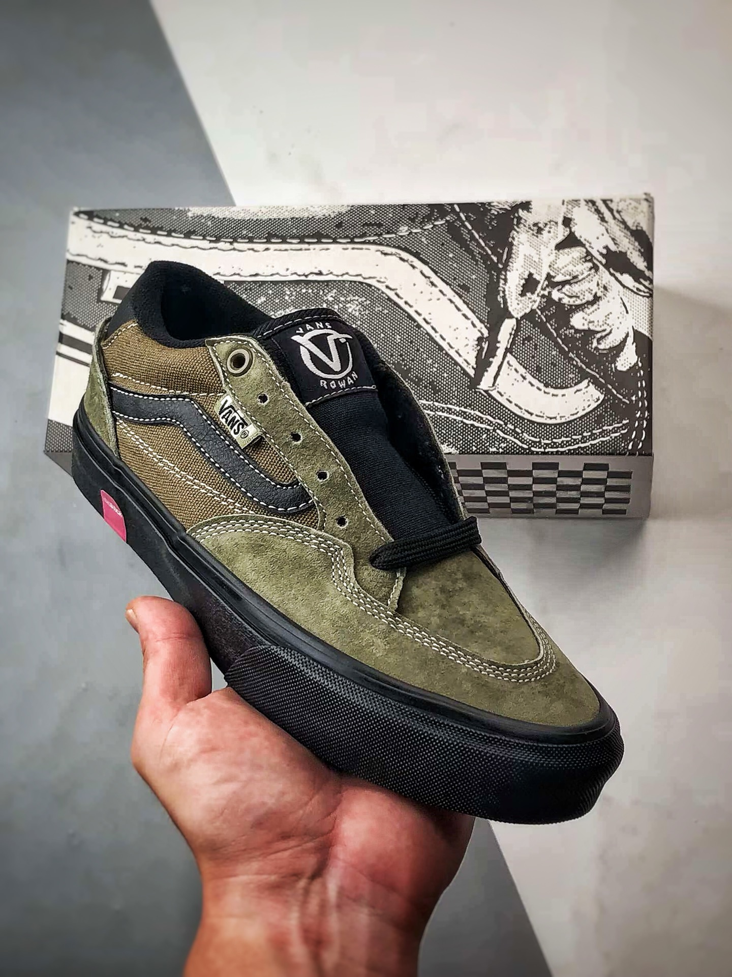 200 Vans Skate Rowan Pro 黑绿 经典百搭 轻便舒适专业滑板鞋 VN0A5JICBIQ