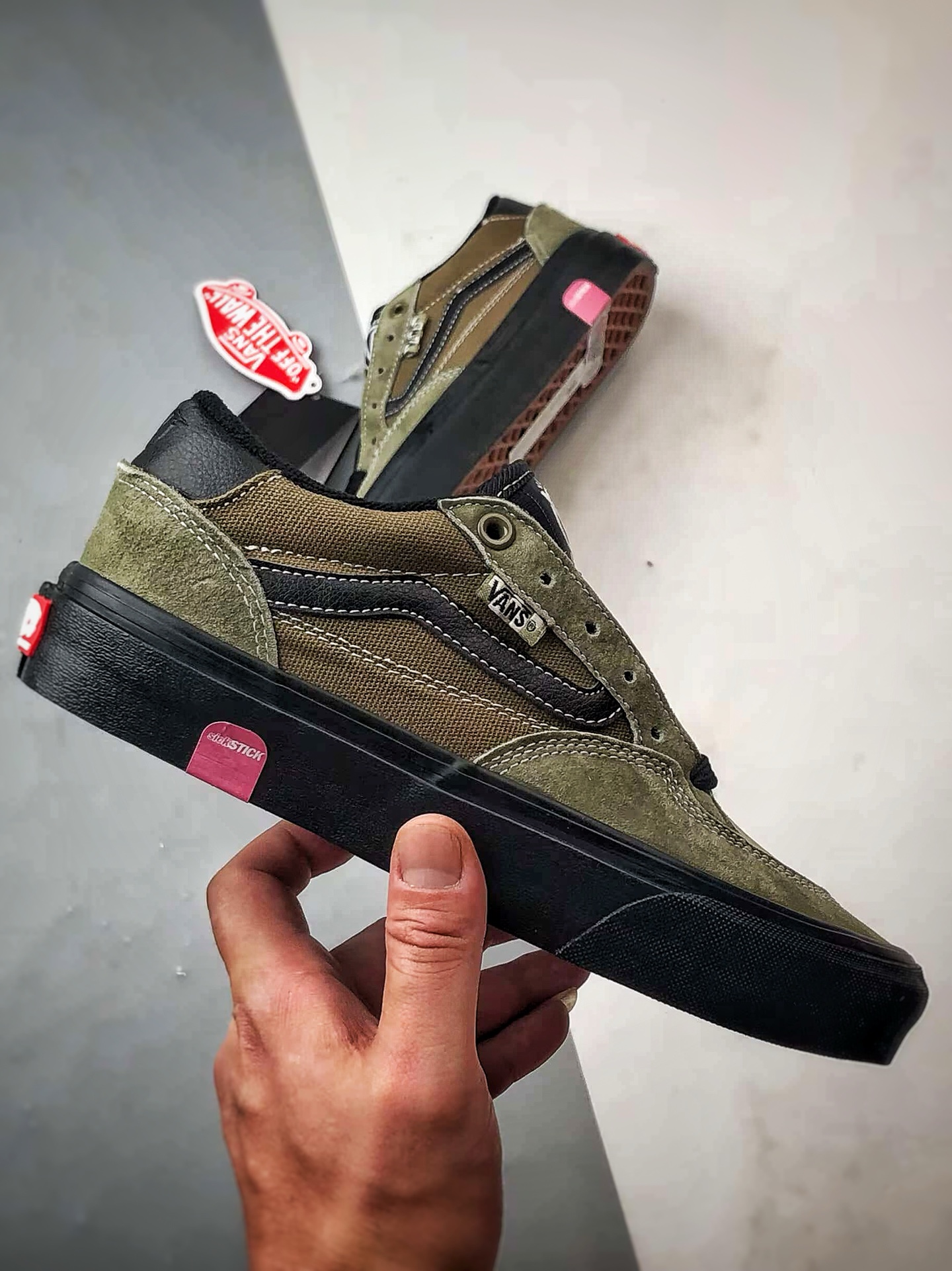 200 Vans Skate Rowan Pro 黑绿 经典百搭 轻便舒适专业滑板鞋 VN0A5JICBIQ